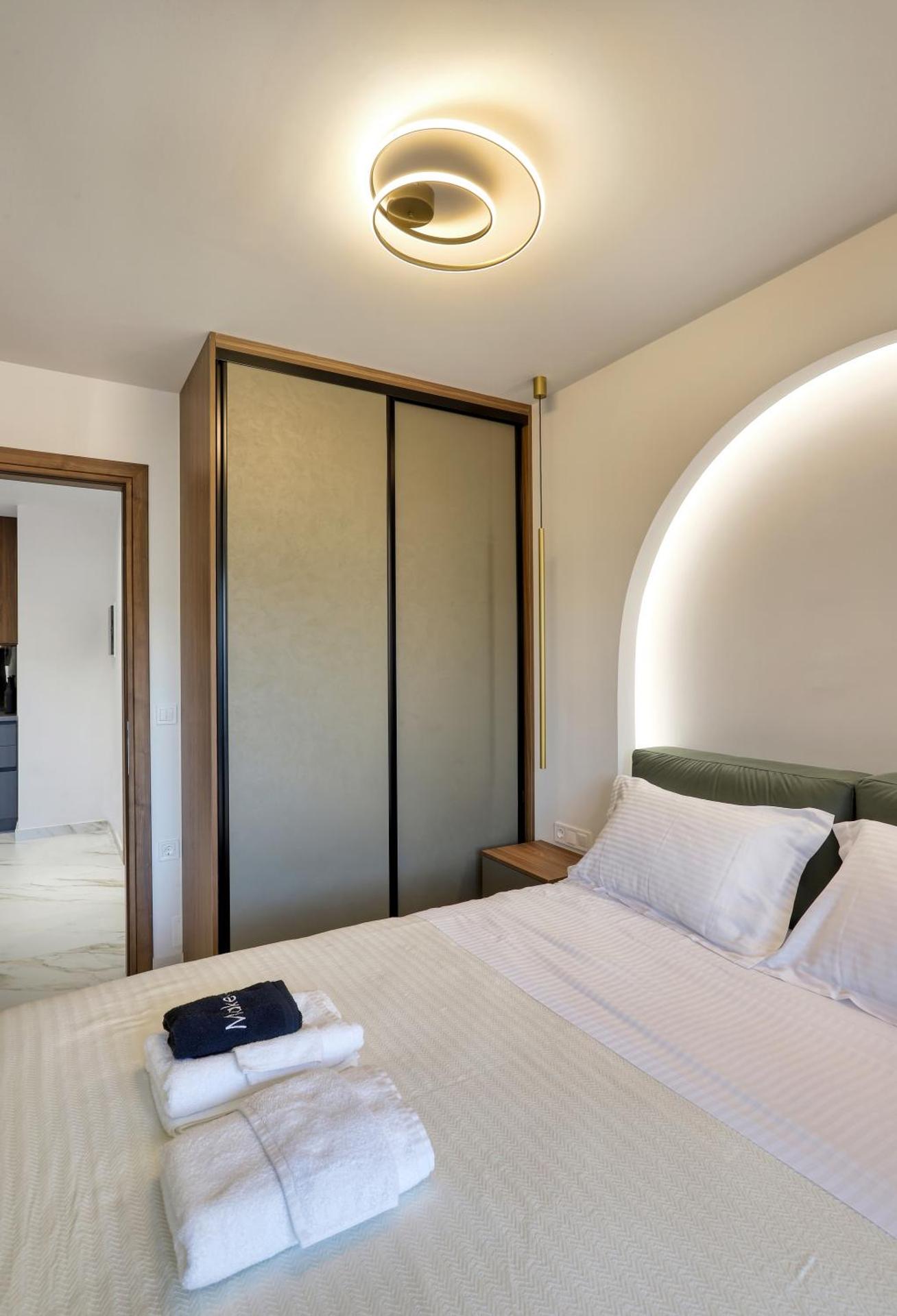 S&D Luxury Suites and Apartments