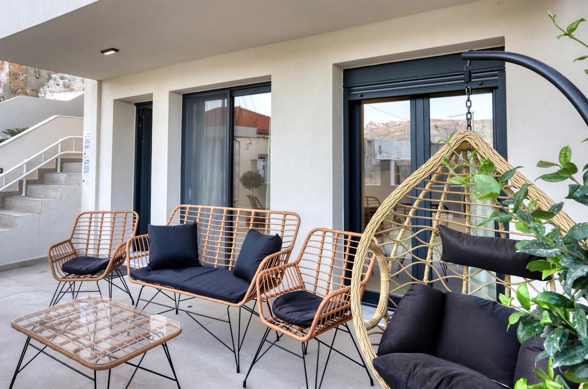 S&D Luxury Suites and Apartments