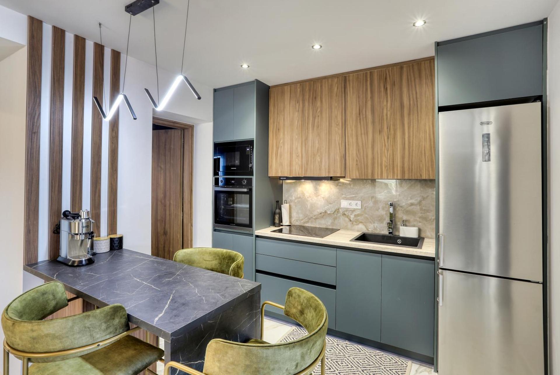 S&D Luxury Suites and Apartments