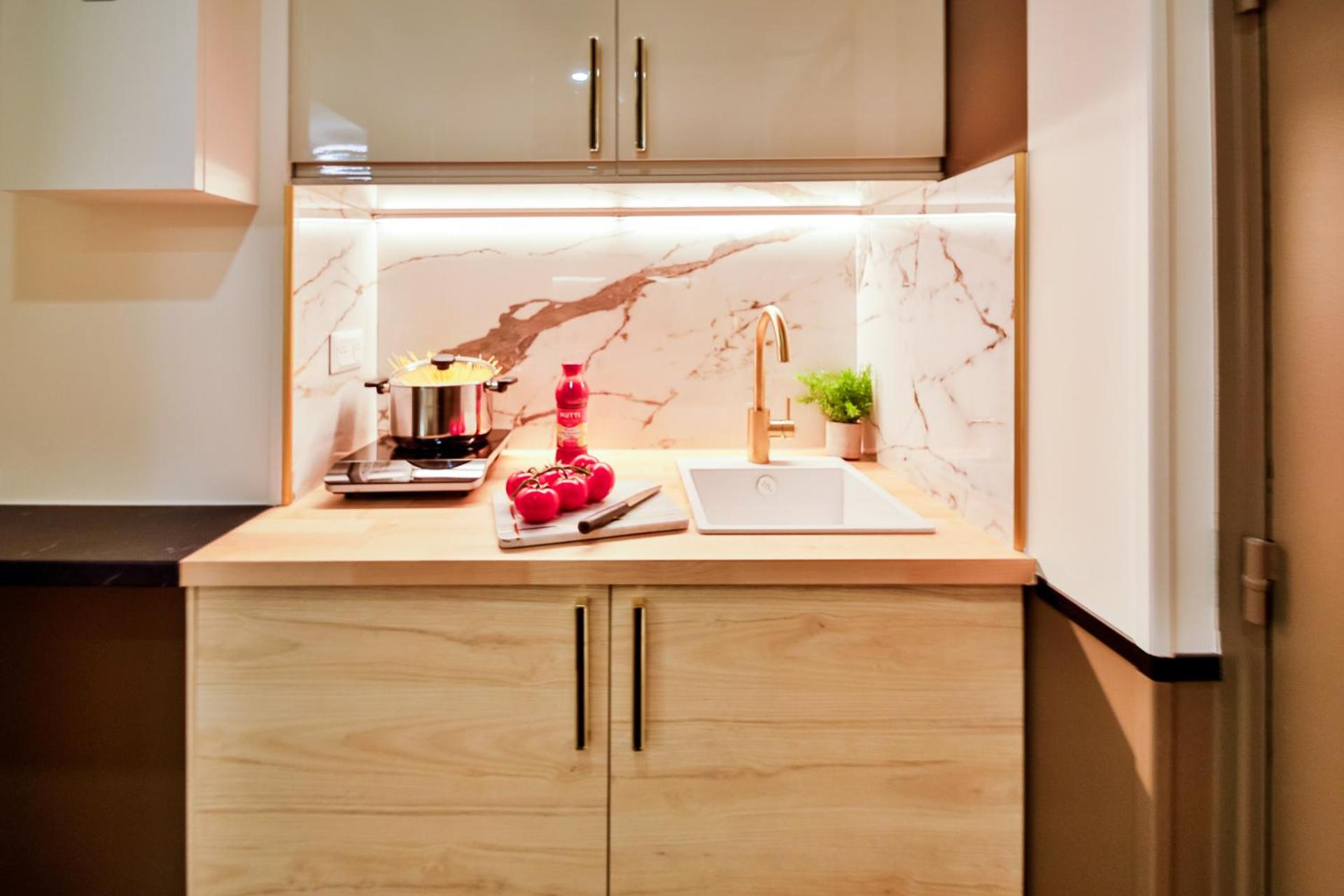 Kitchen or kitchenette