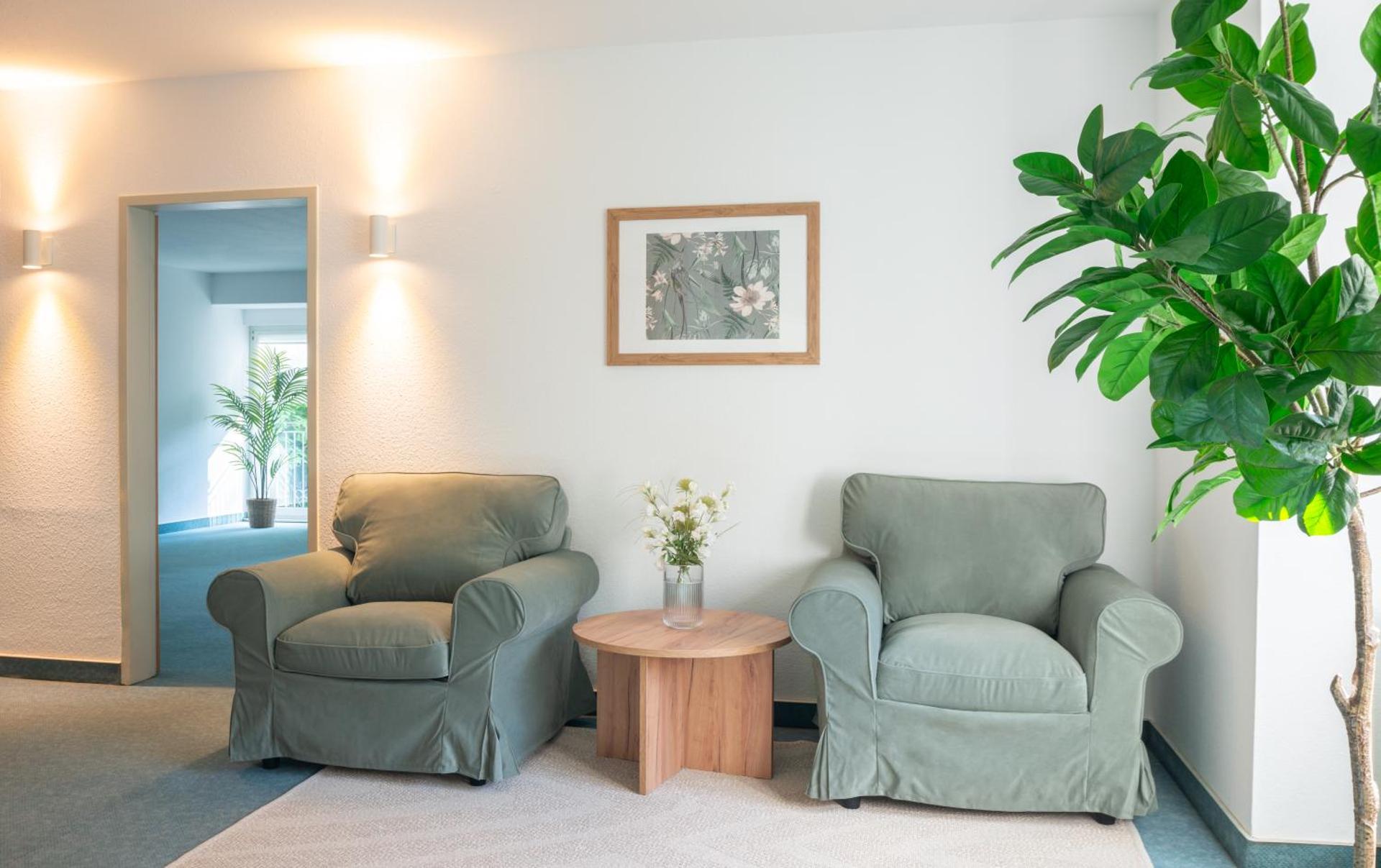 Communal lounge/ TV room