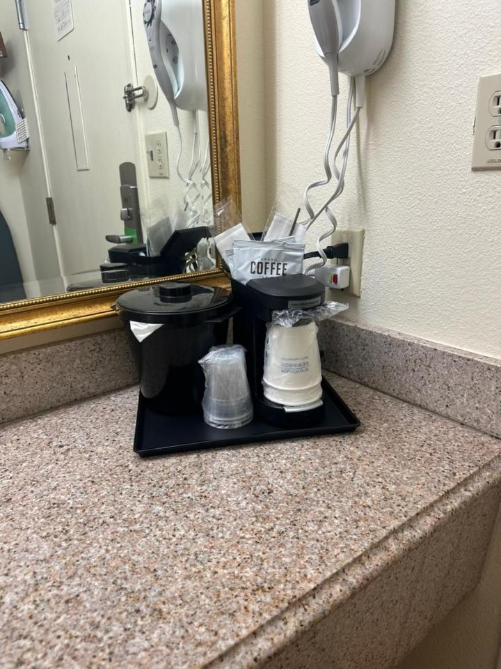 Double Room with Two Double Beds - Non-Smoking