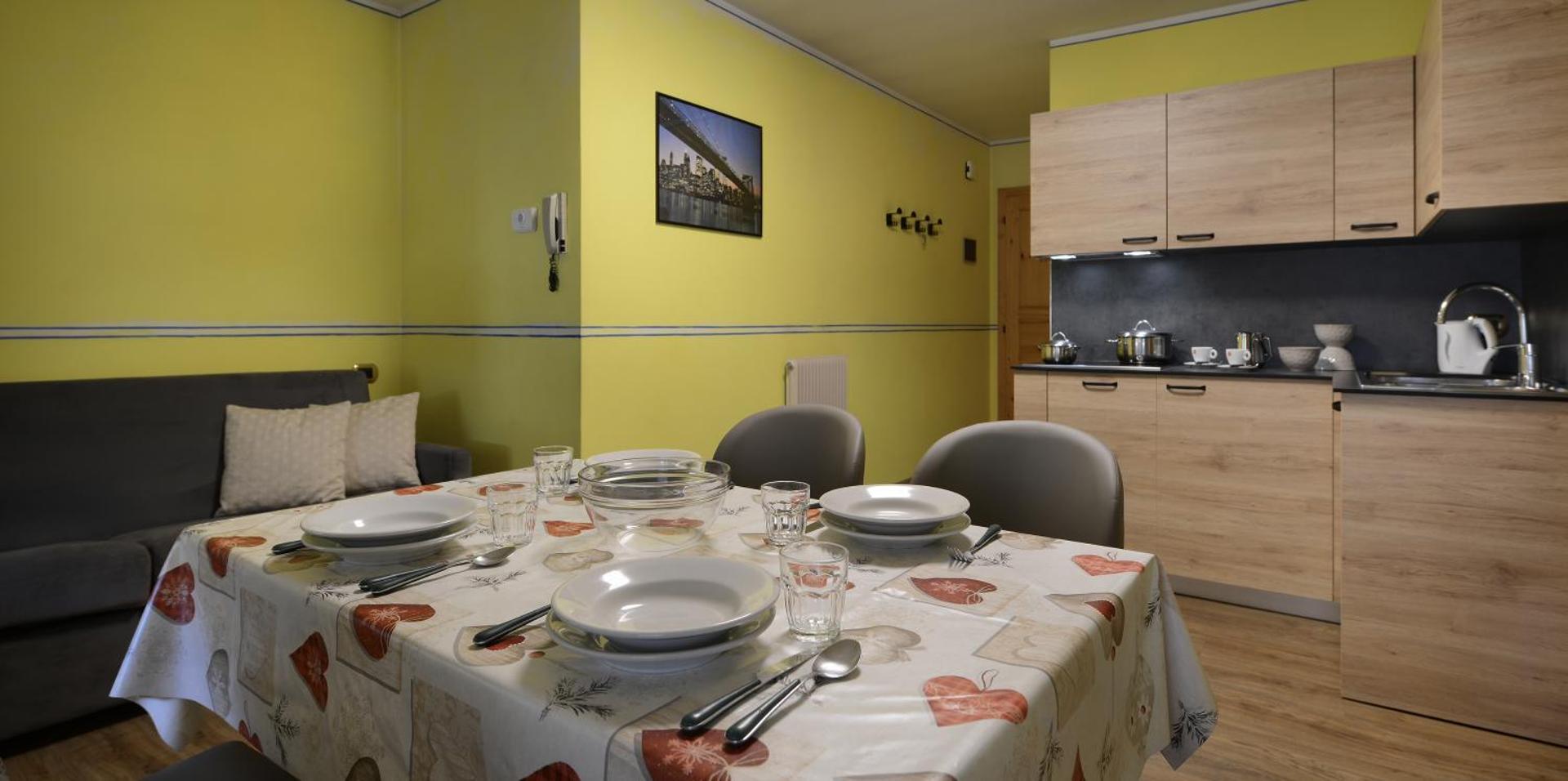 Kitchen or kitchenette