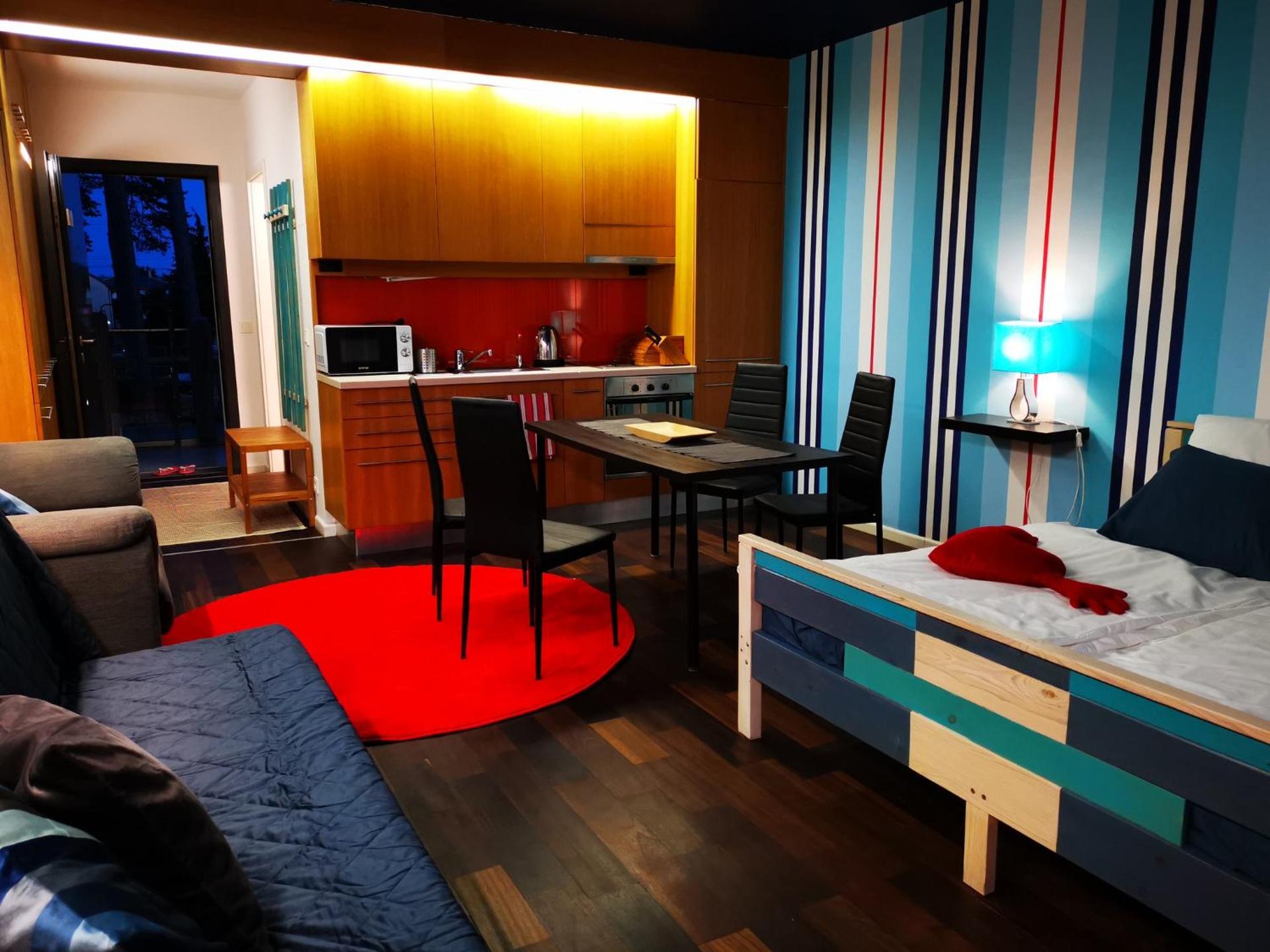 Photo of the whole room