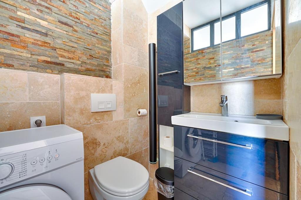 Welcome to Stella's House