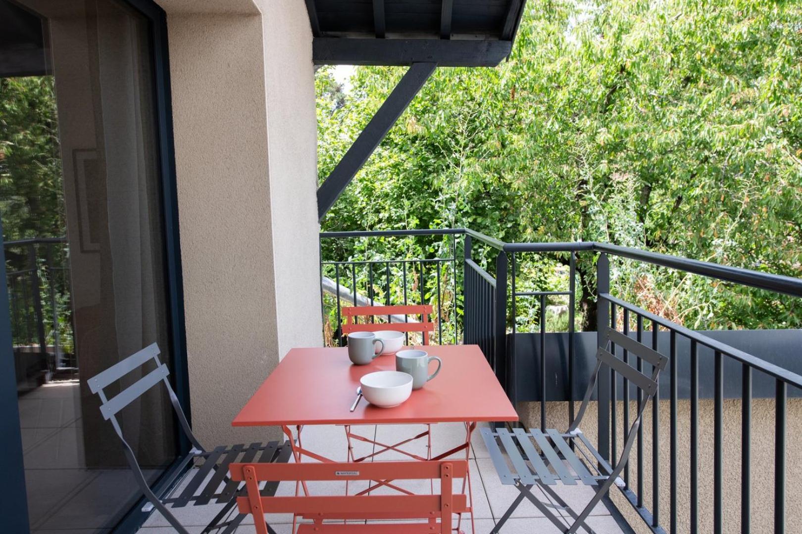 Suite Kella 2 - Tassin - Beau studio rénové