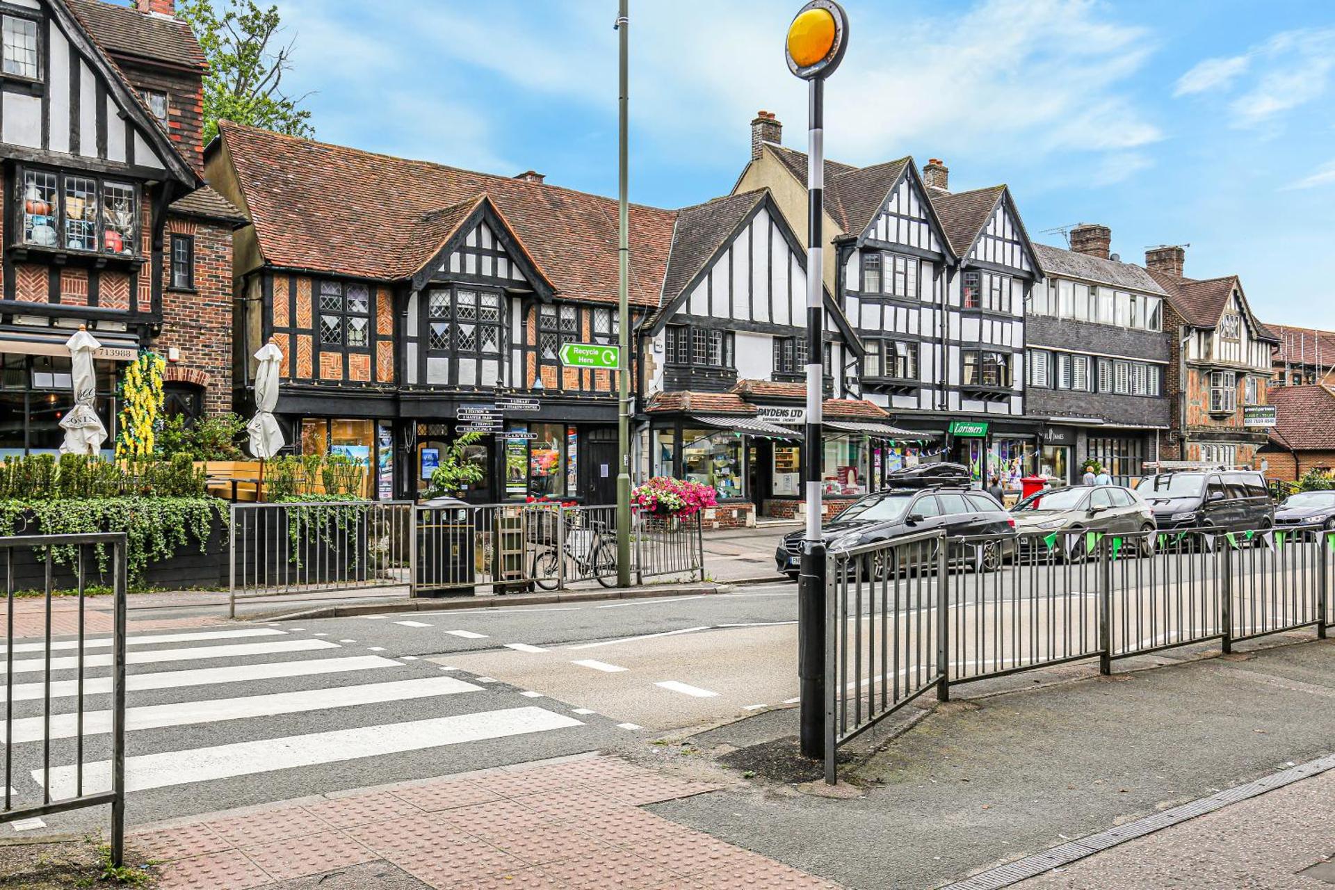 Oxted High St