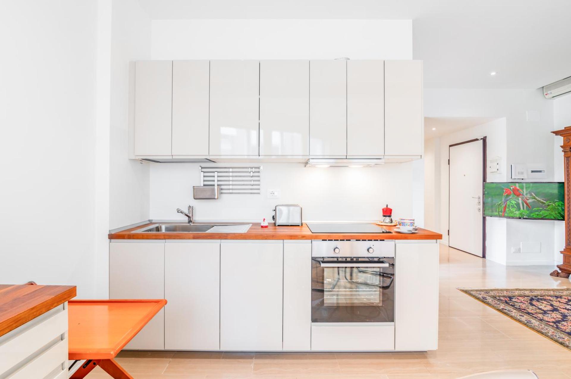 Kitchen or kitchenette