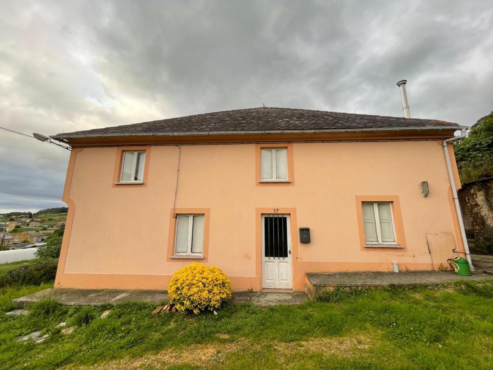 Casa de aldea A Cinza