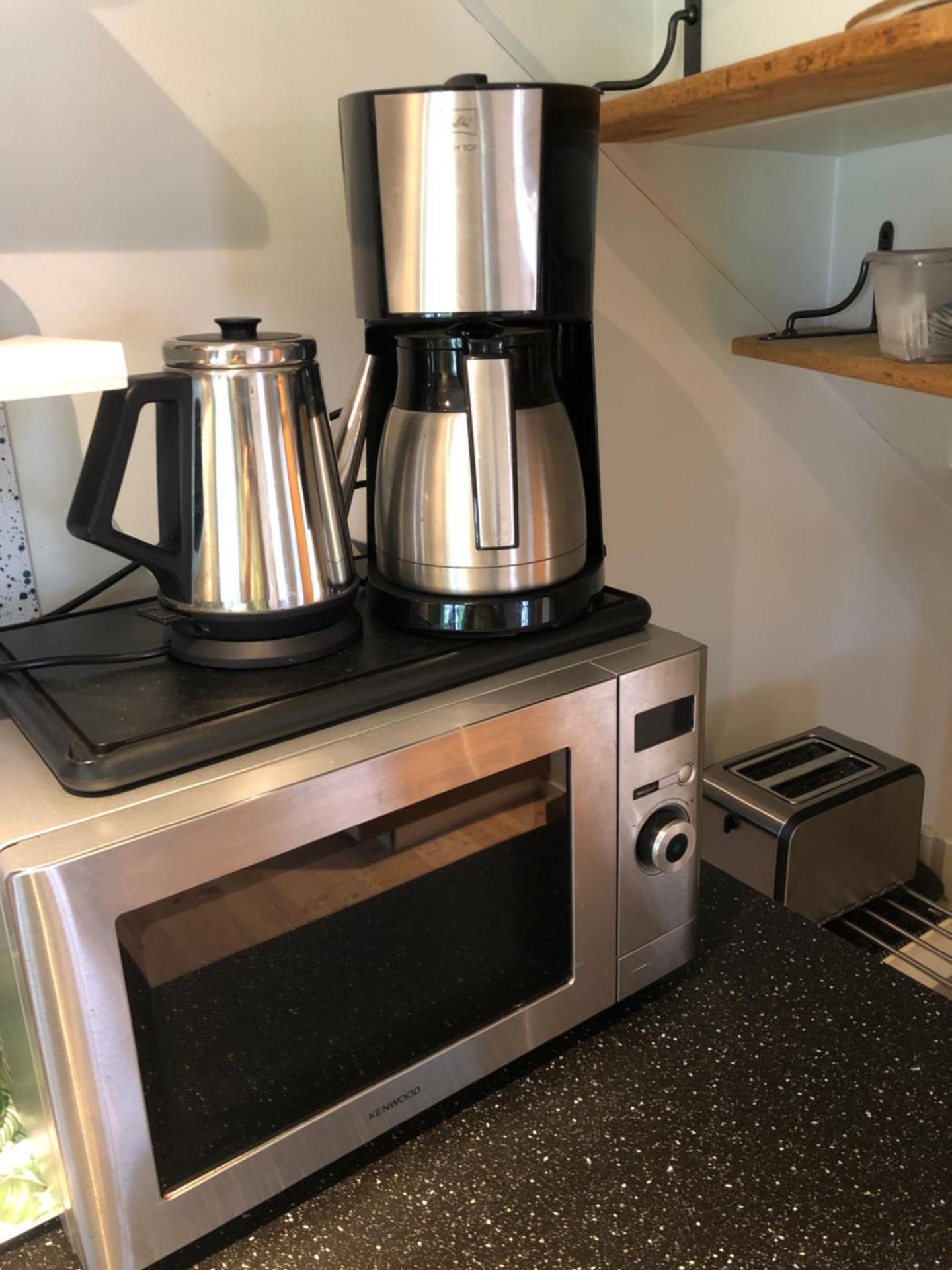 Coffee/tea facilities