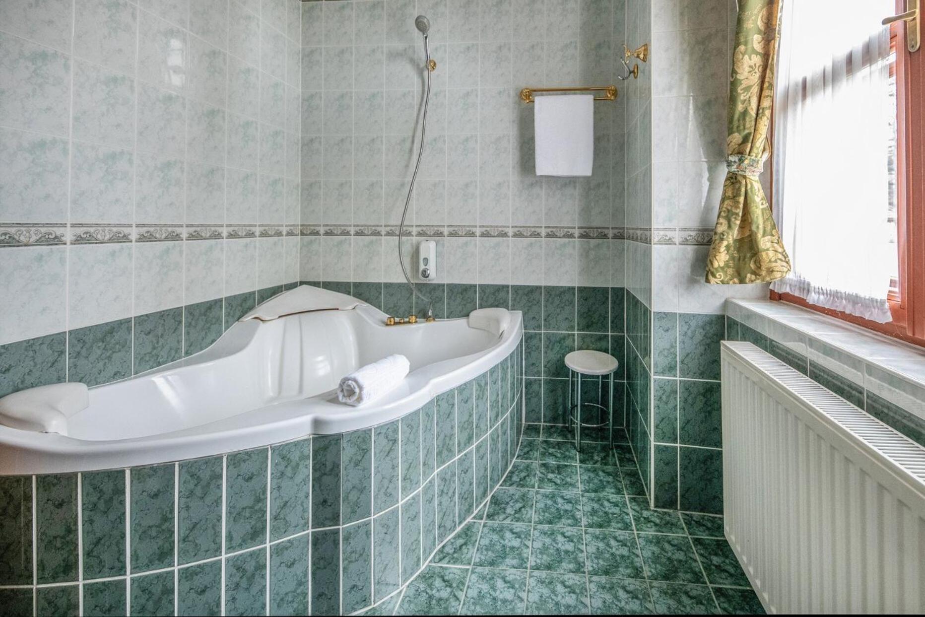 Superior Deluxe Double or Twin Room 