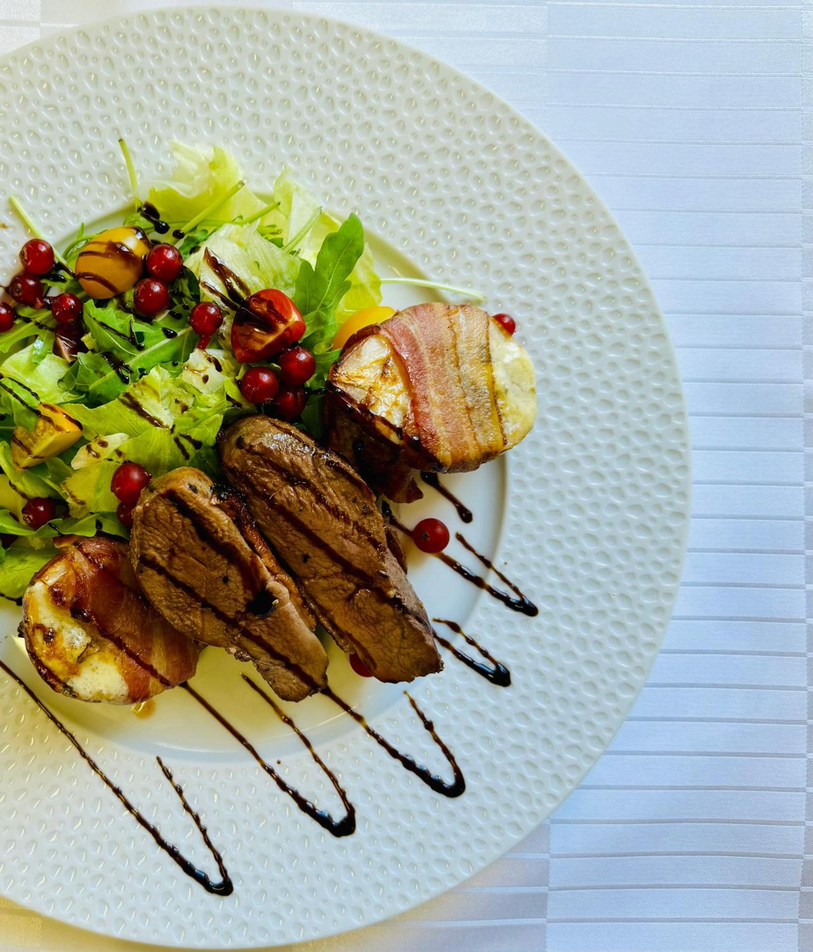 Kastélyhotel Sasvár Resort