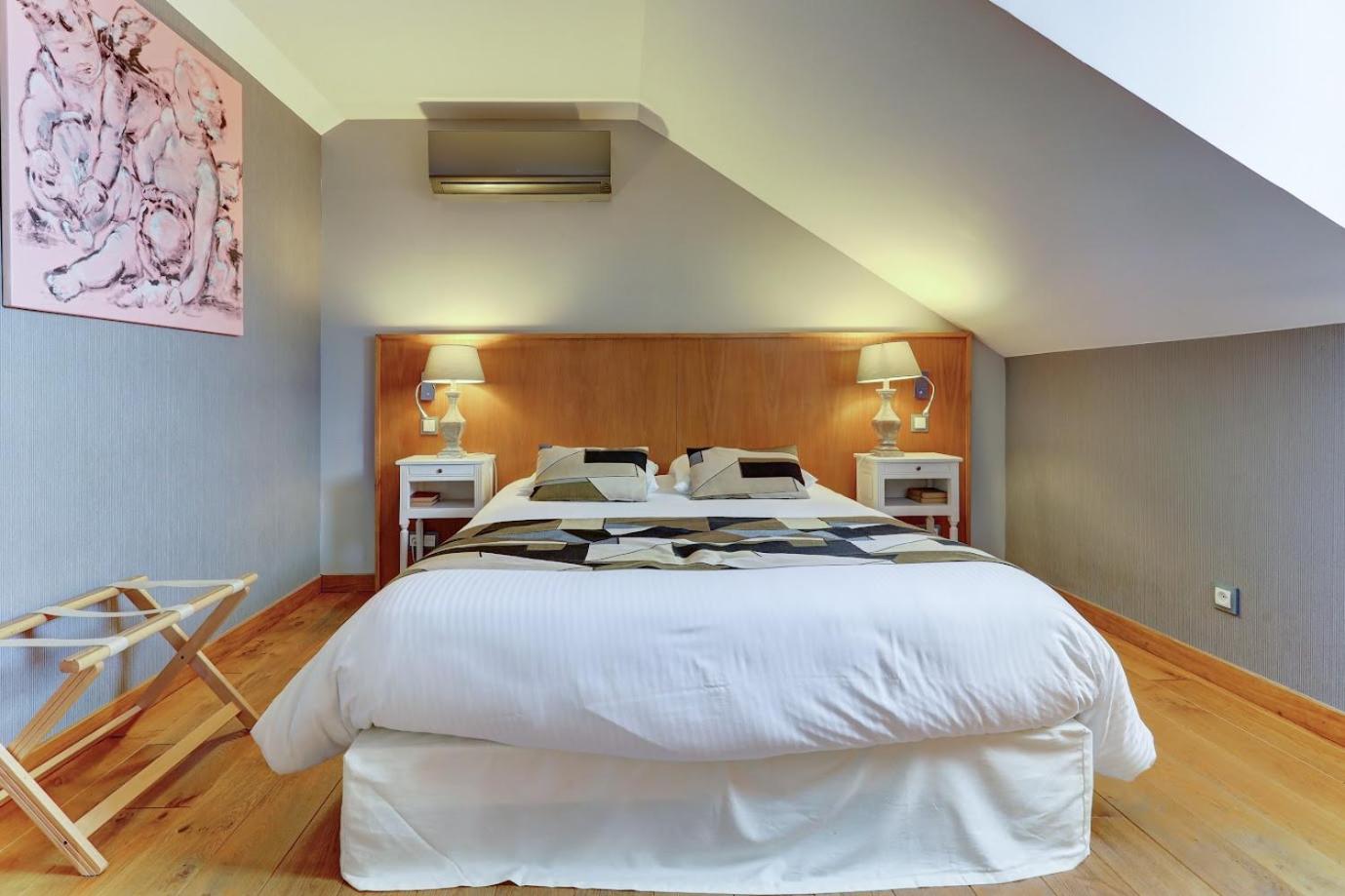 Double Room with Private Bathroom