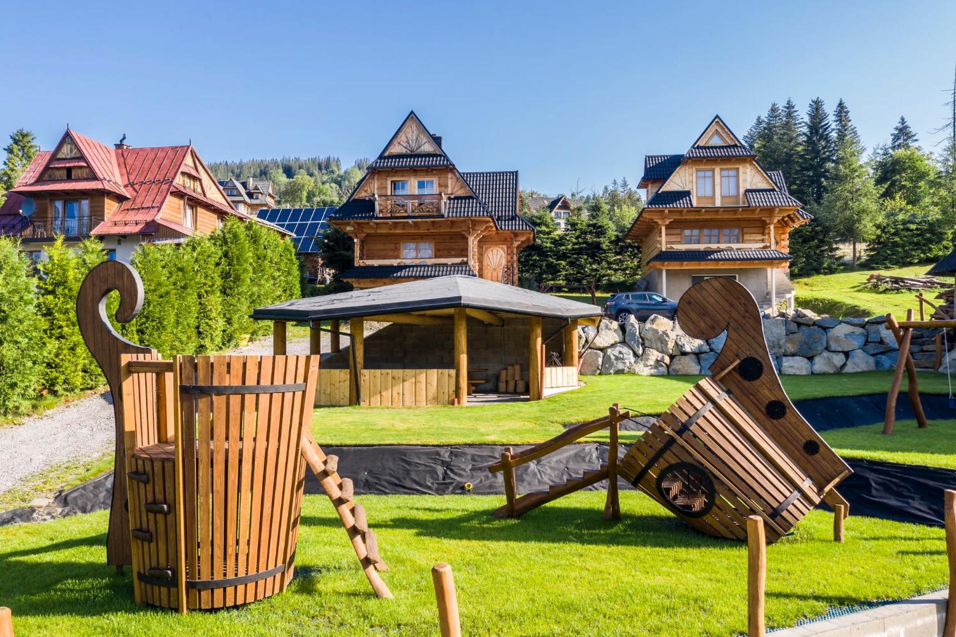 udanypobyt Dom Bright House