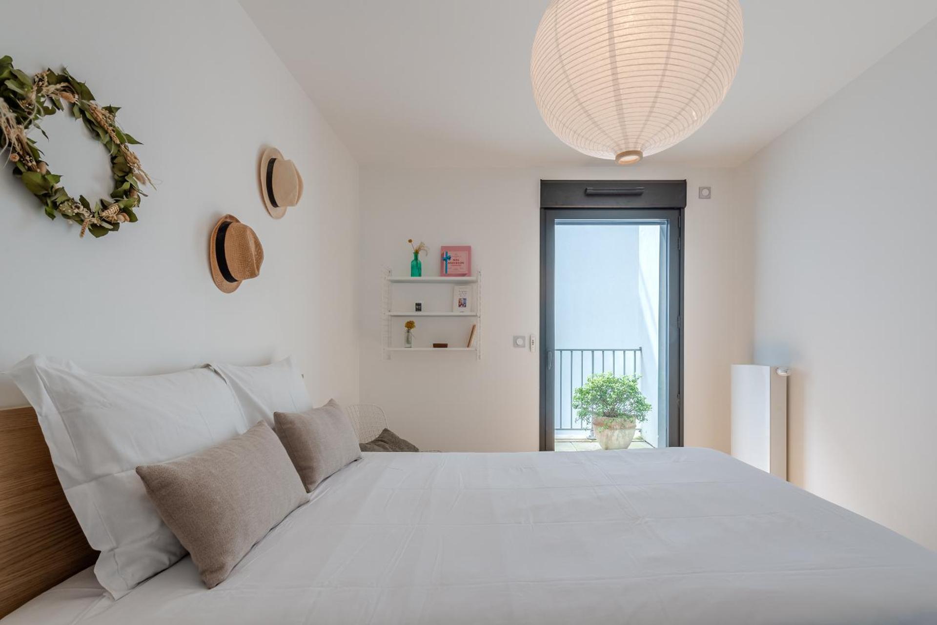 Disneyland 5 min -Paris 35 min -2/4 personnes