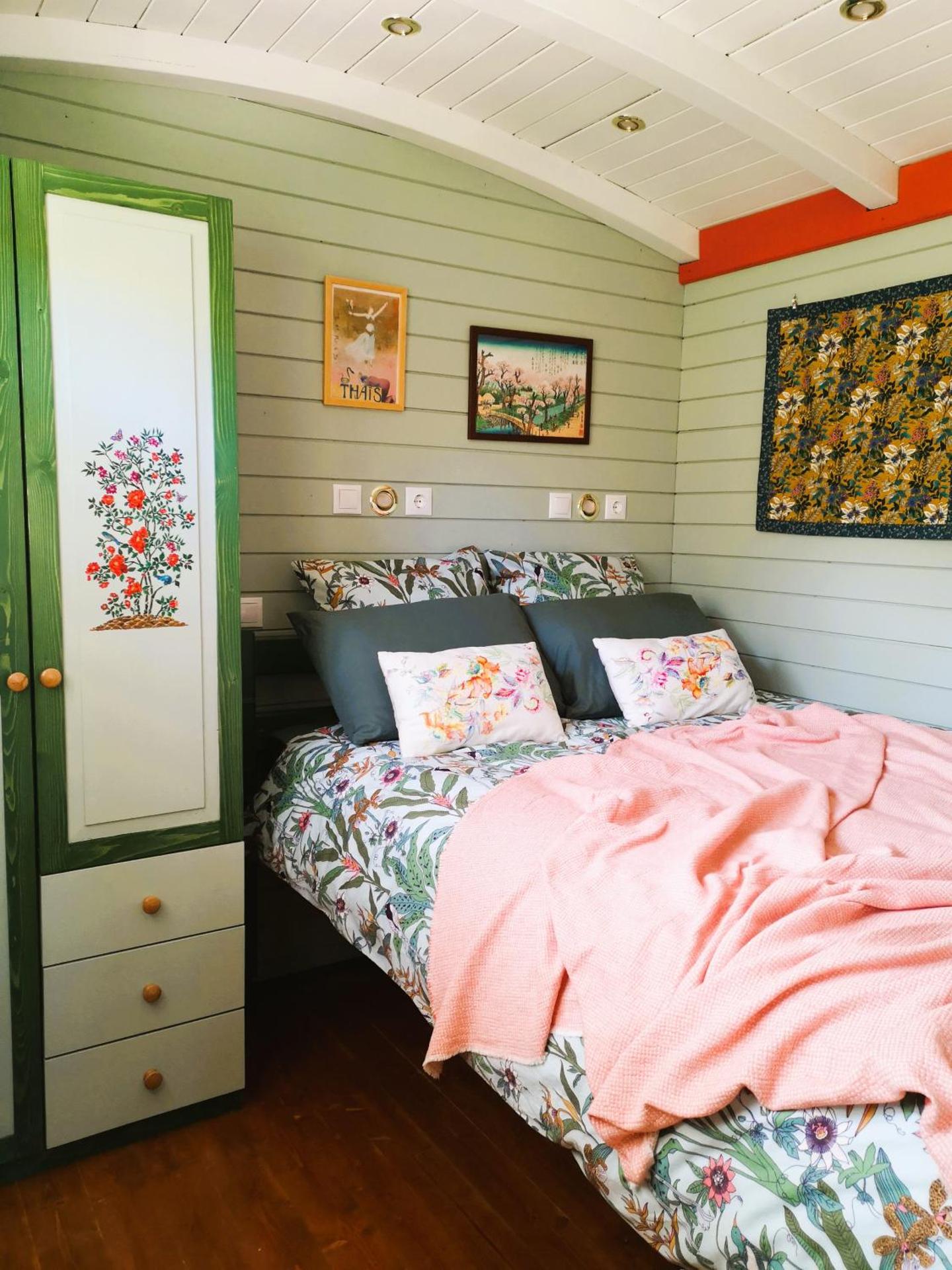 Roulotte & Forêt - Evasion Bohème en Bourgogne