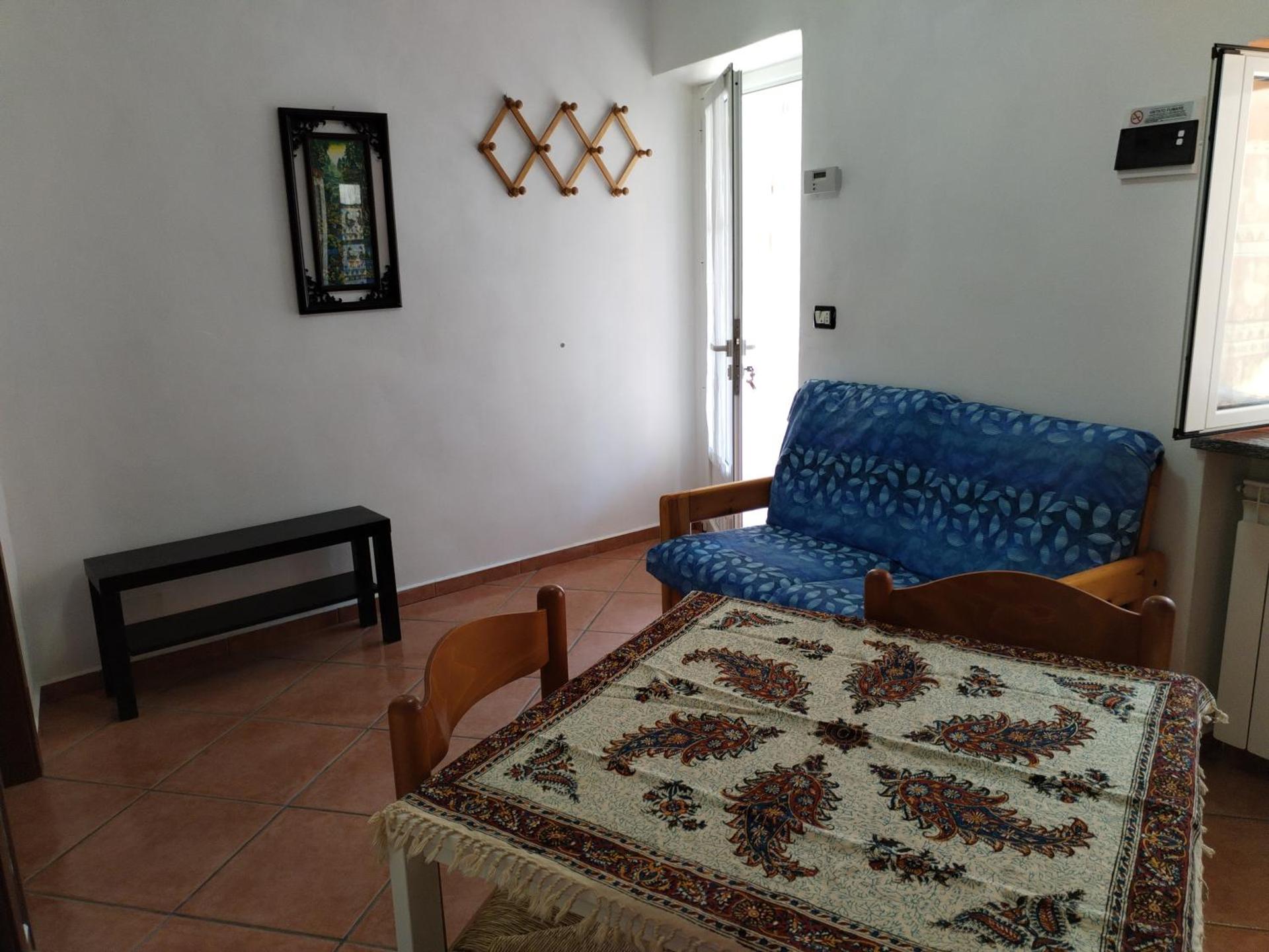 Deluxe Double Room (2 Adults + 1 Child)