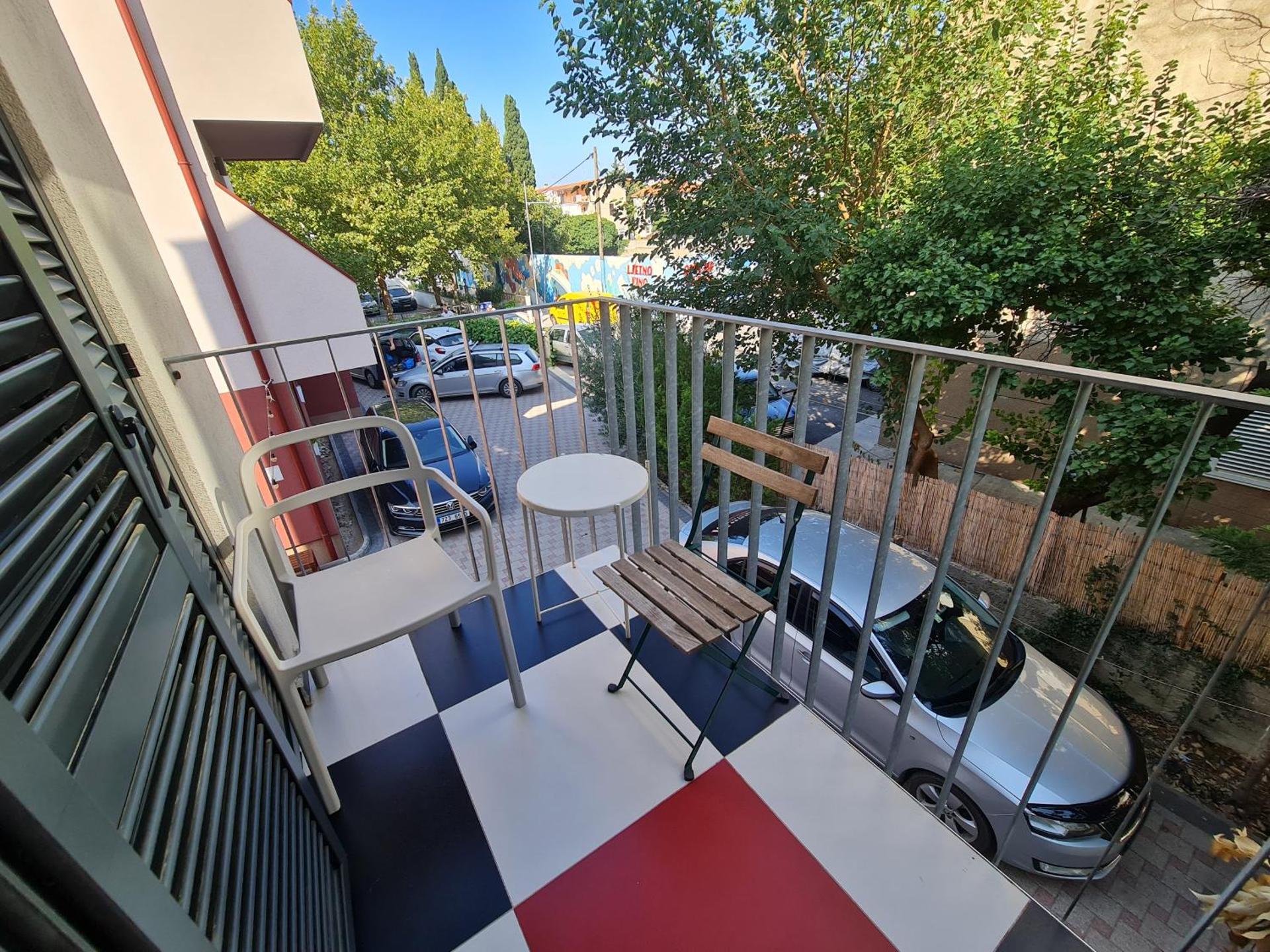 SUBTUB Hostel Makarska