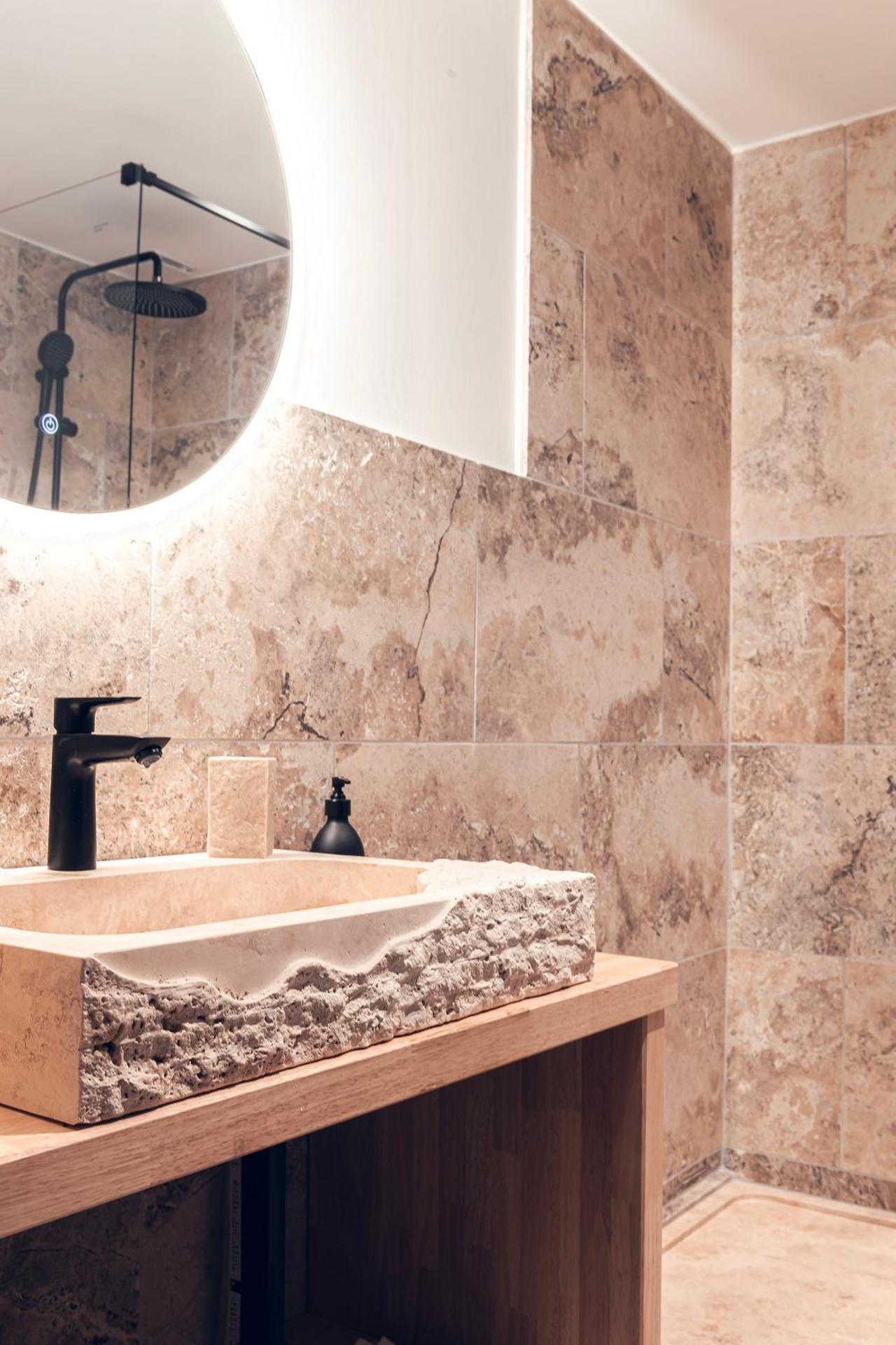 Suite with City View