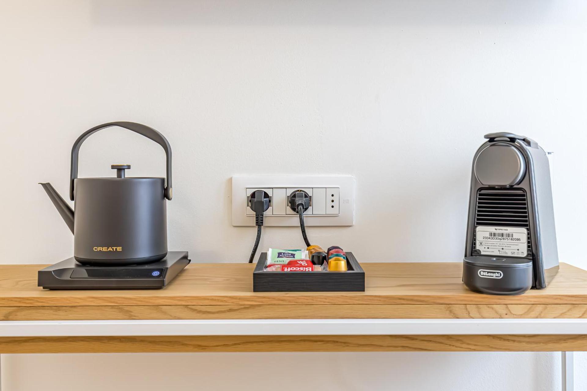 Coffee/tea facilities