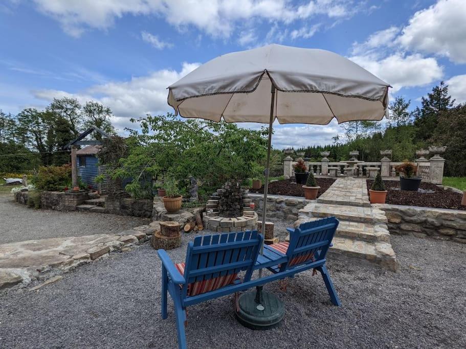 Secluded Private Cottage Hot-tub, Sauna & Fire-pit