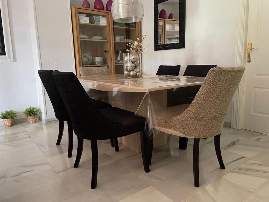 Puerto Banus 3 bed room - pool by Casa del sol HR