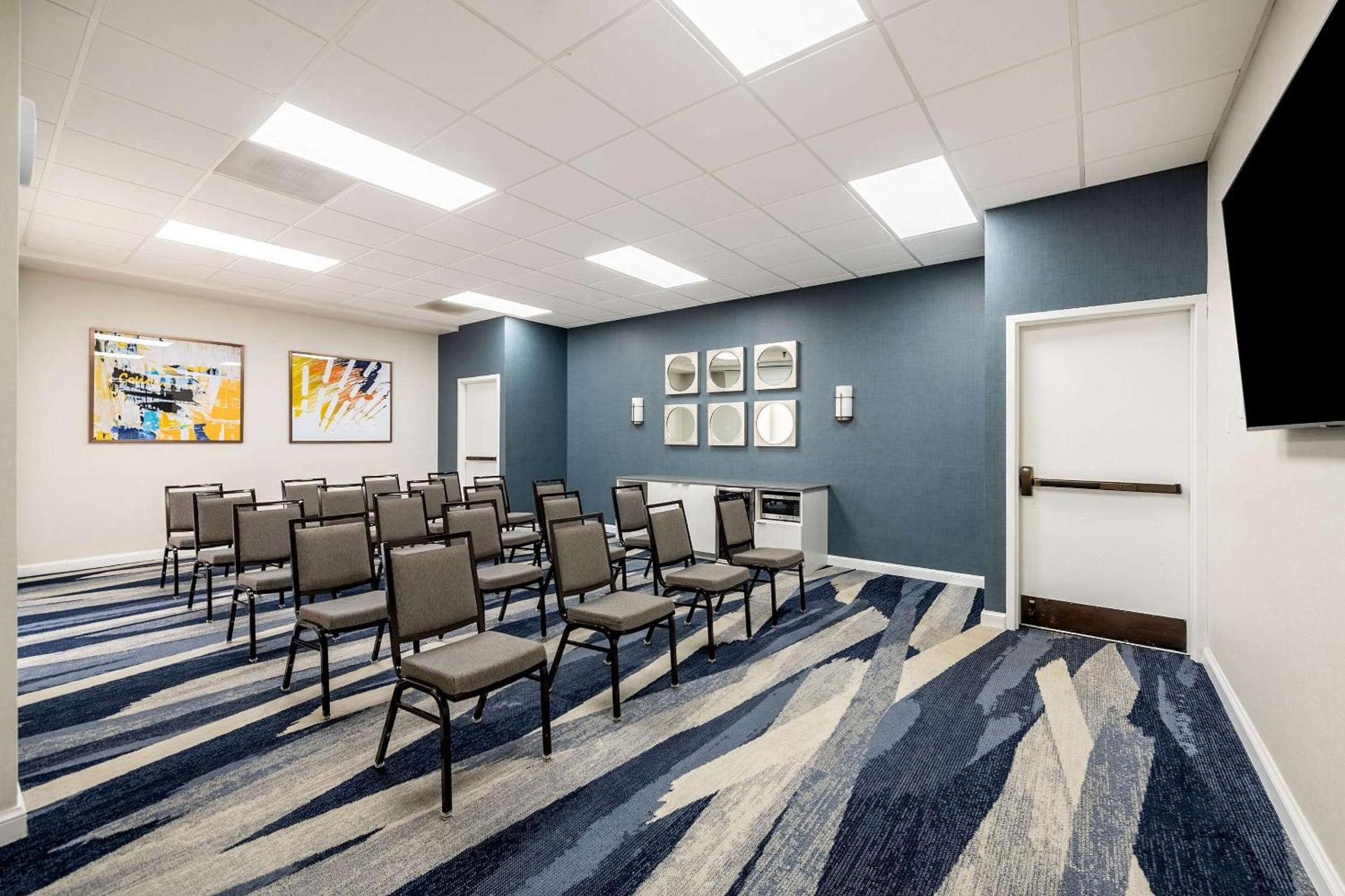 Meeting/conference room