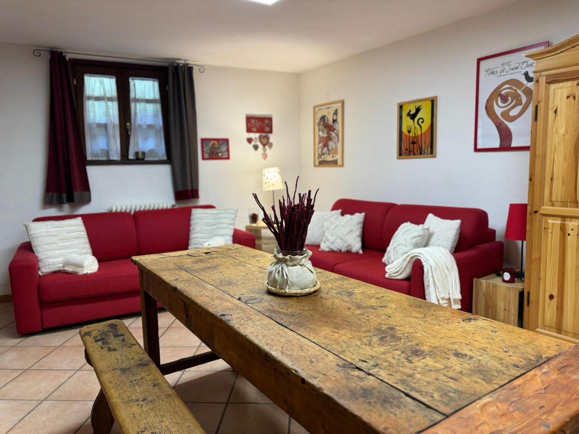 Abri des Cimes, dormire tra pietra e legno CIR 0124