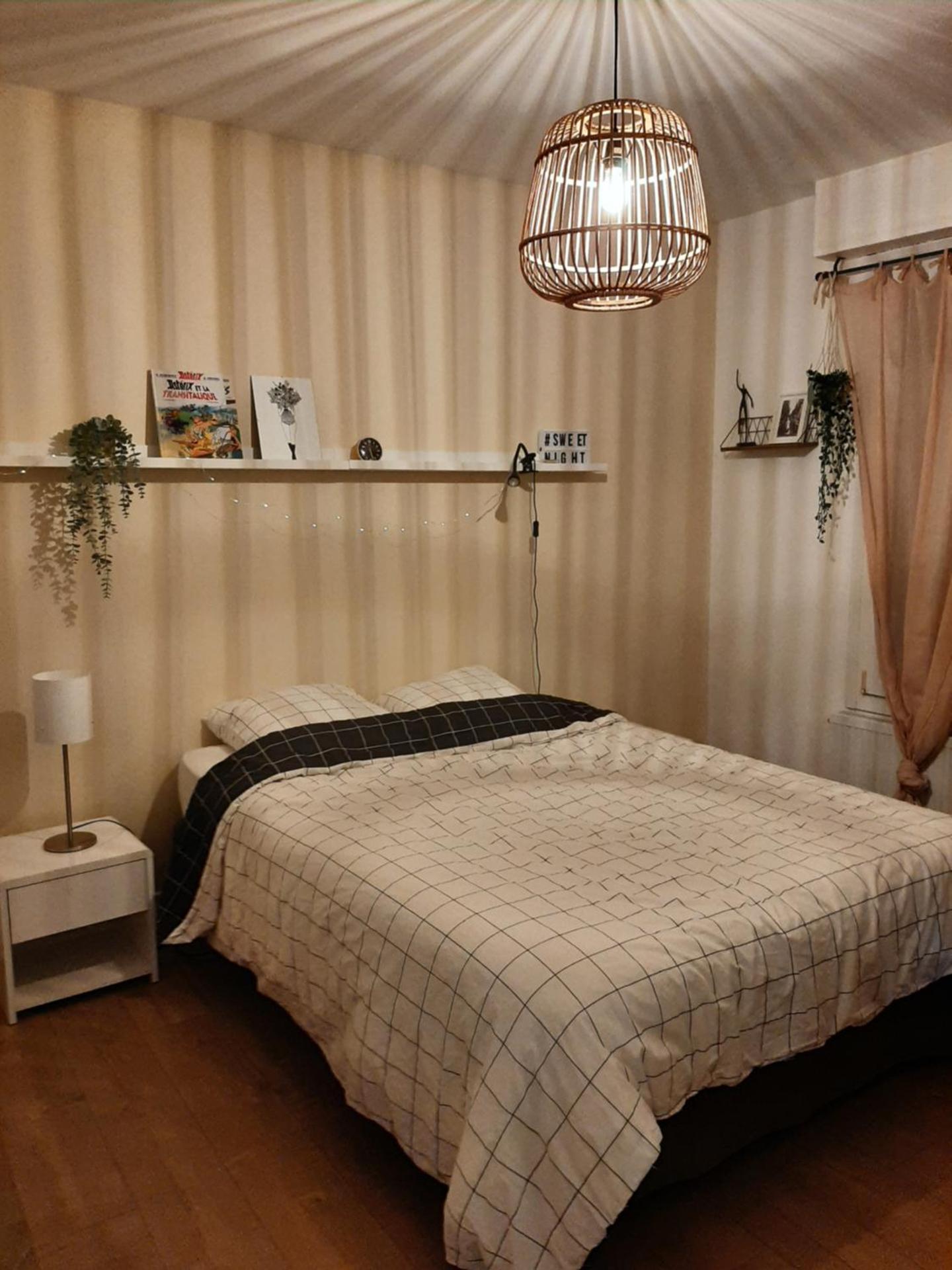 chambre dans maison place du commando, bord de mer