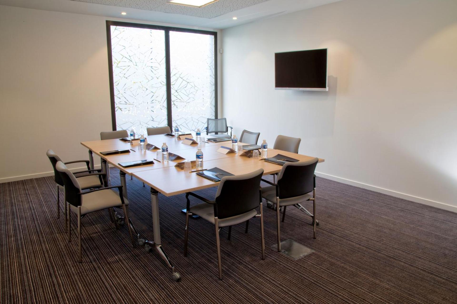 Meeting/conference room