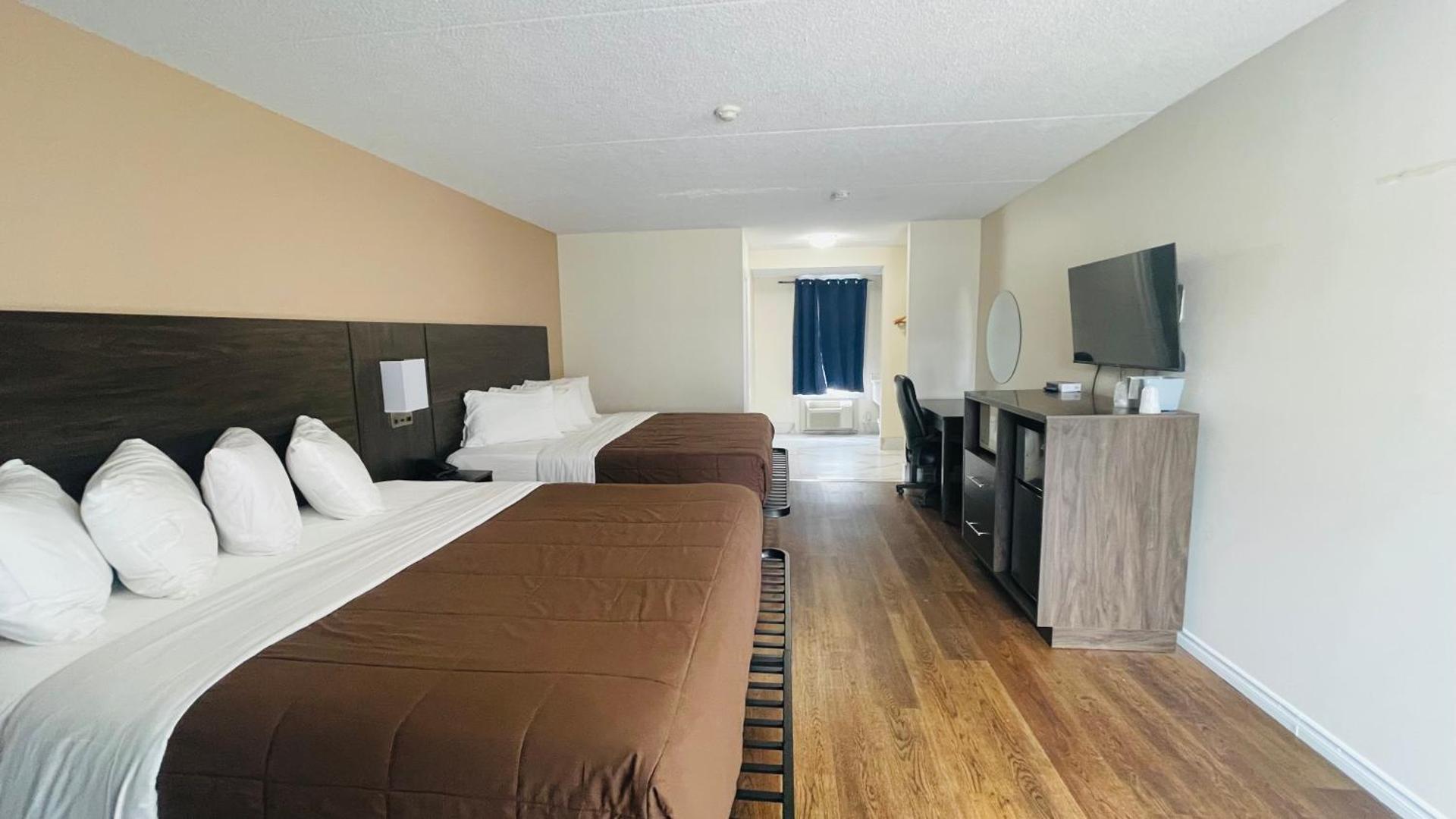 King Room with Two King Beds