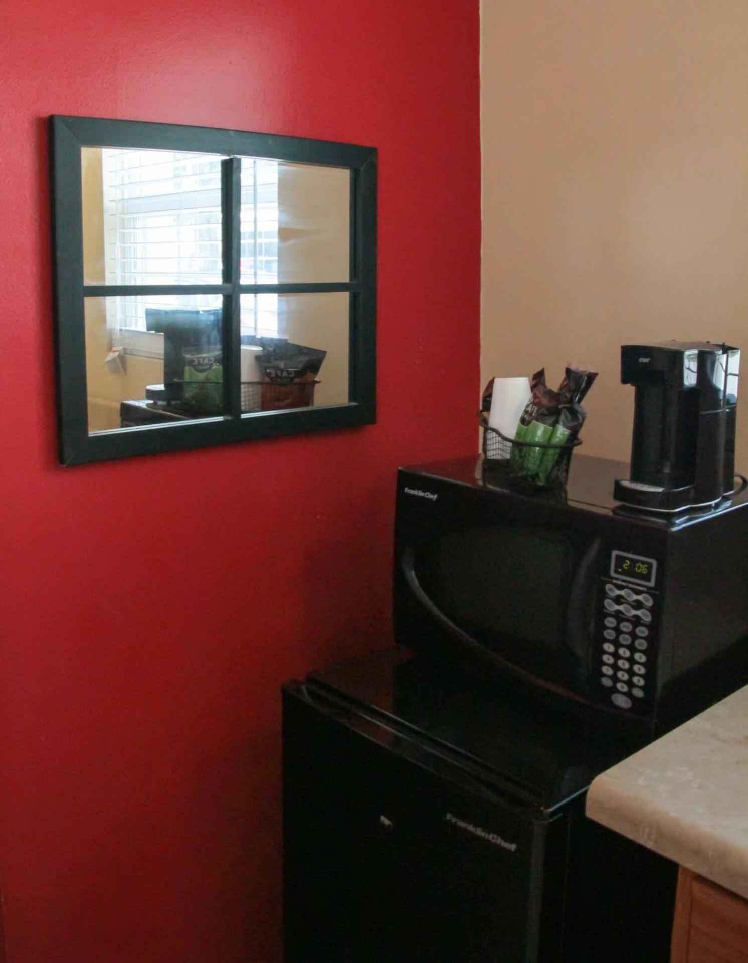 Coffee/tea facilities