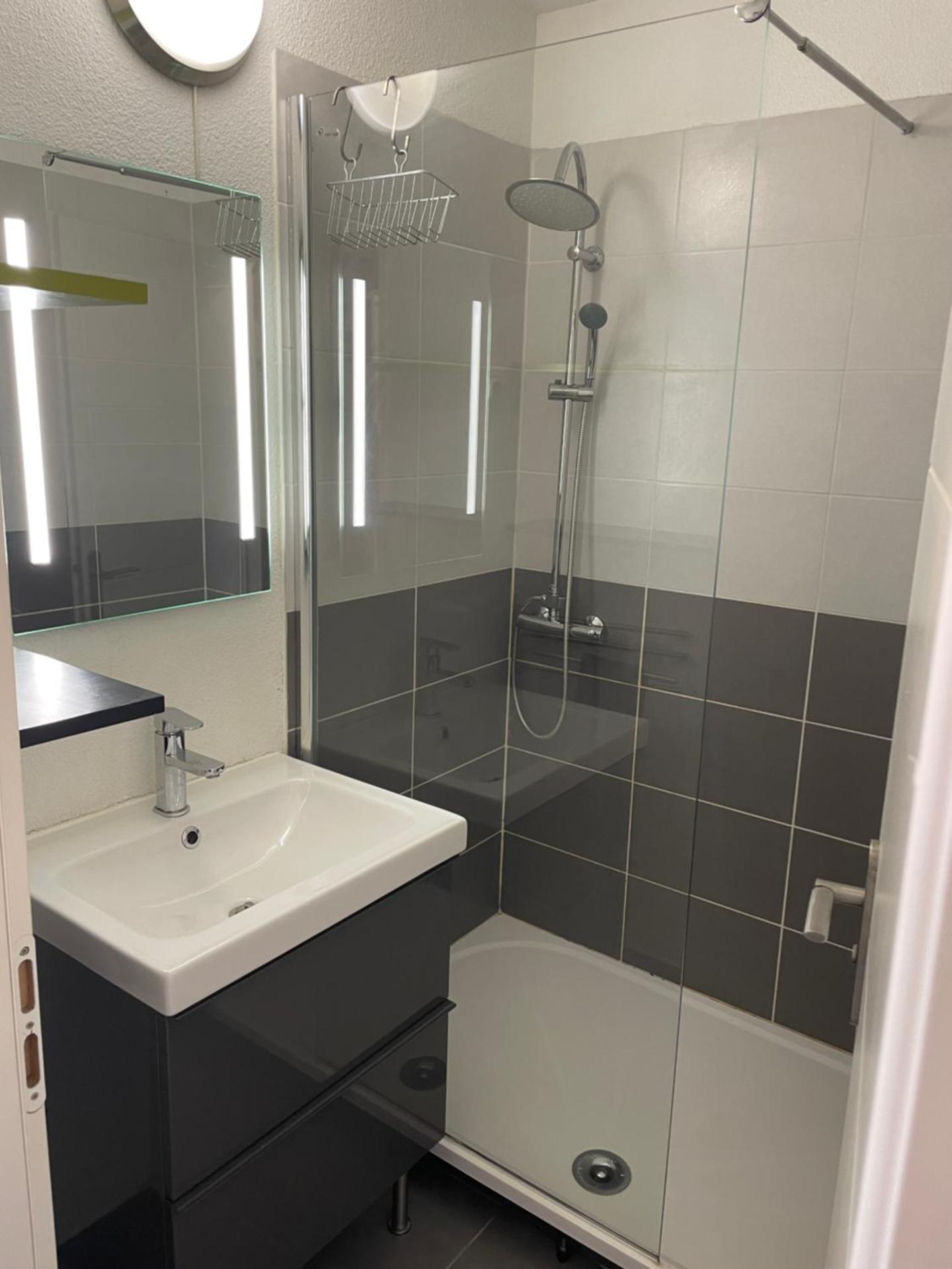 T2 N3 Hyper-centre climatisé parking