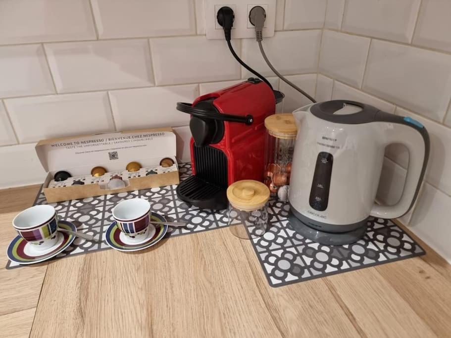 Coffee/tea facilities