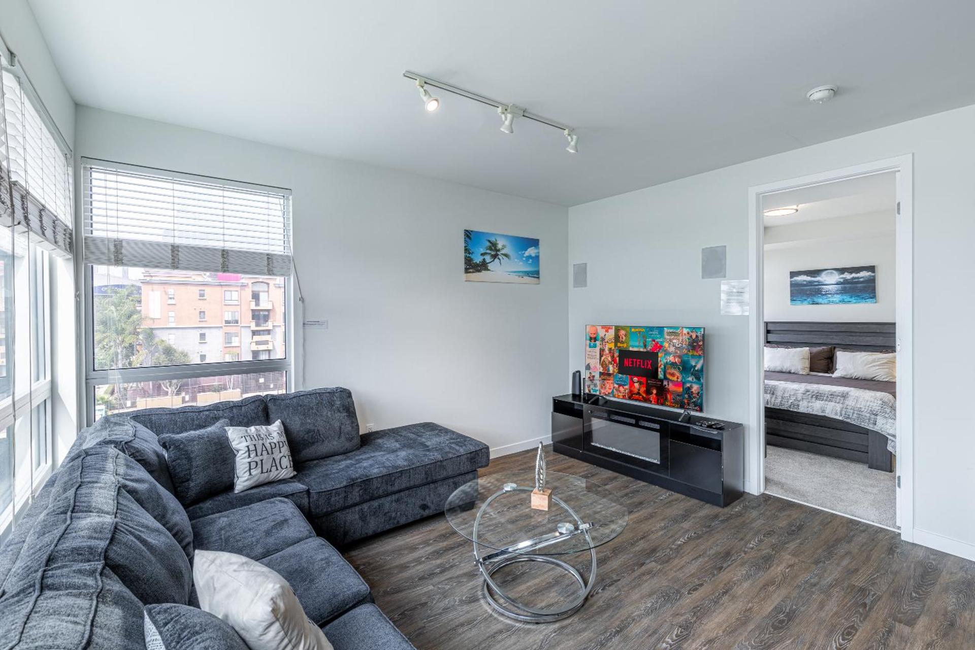 2 Bed 2 Bath X street LA Live, Convention Center, Microsoft Theater