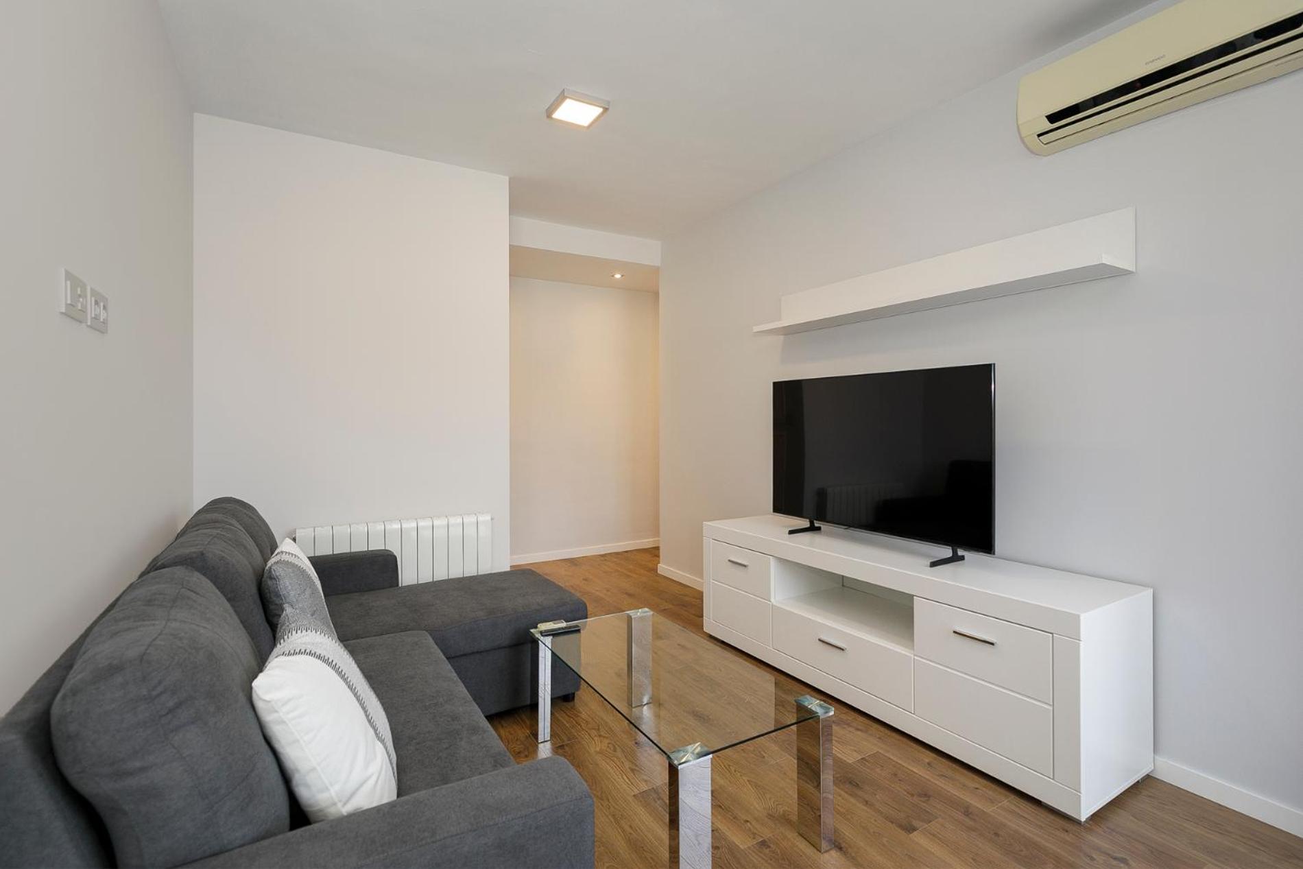 Holiday Granada Ático Piscina y Parking