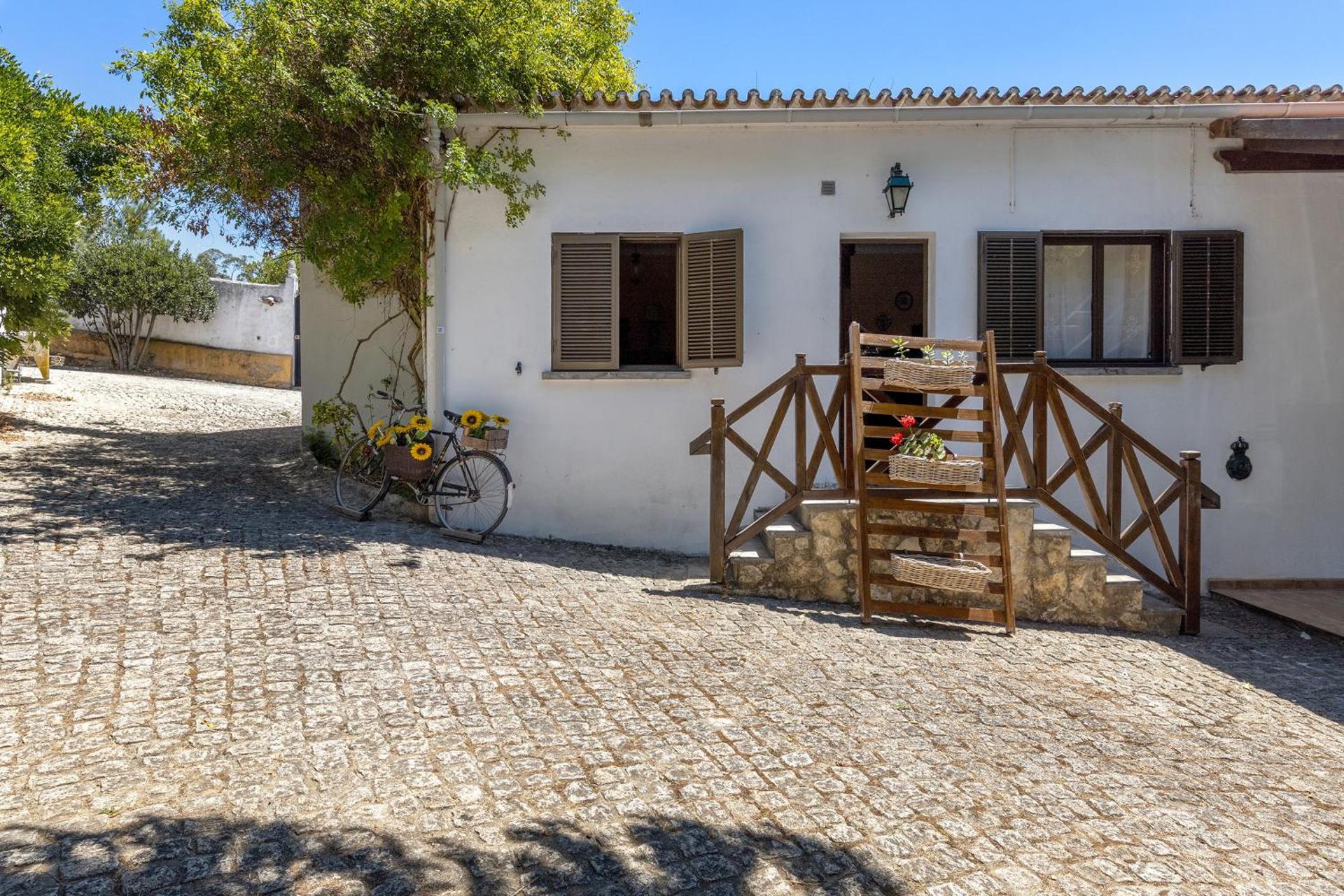 Villa with Garden View