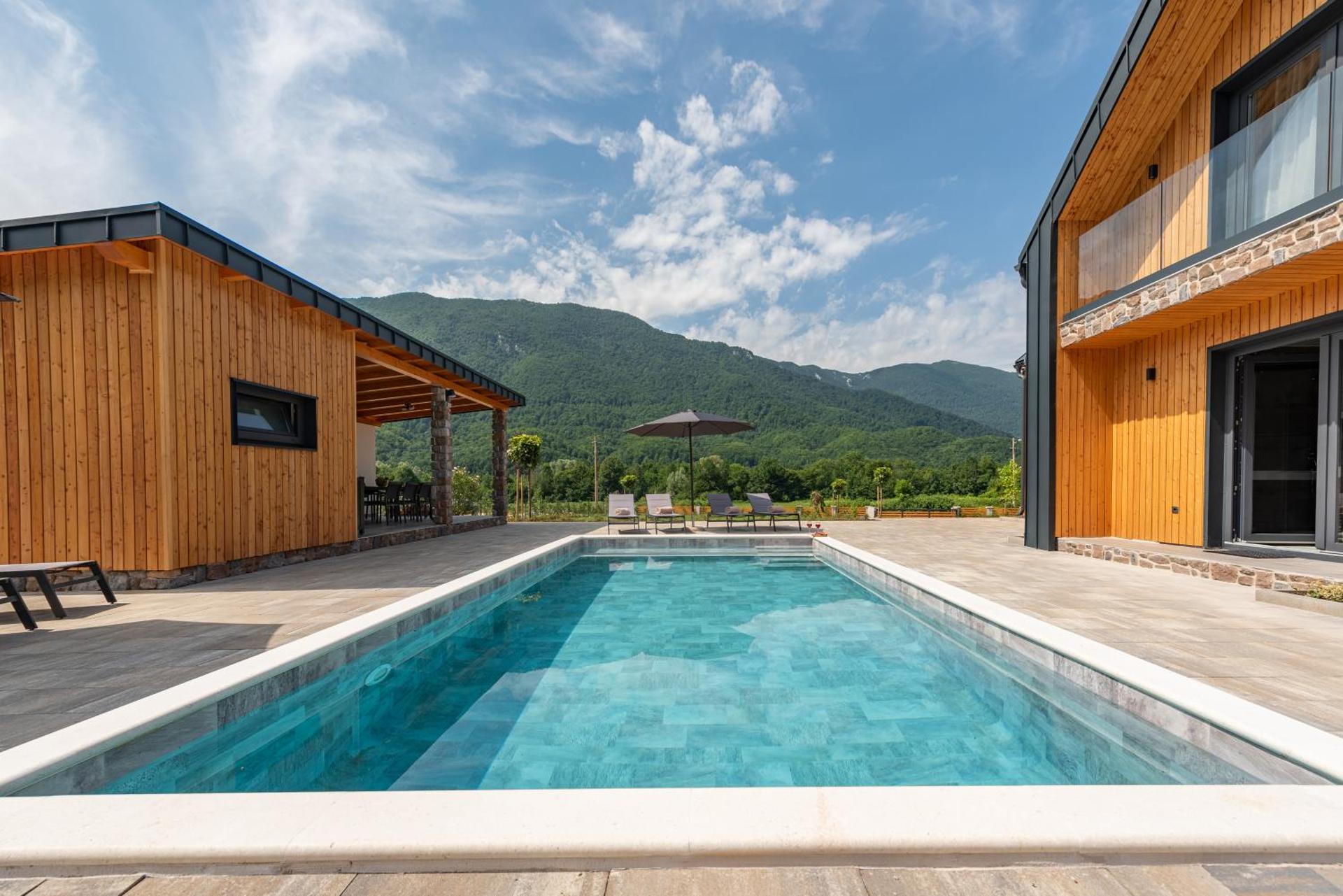 Villa Korina - Mountains, Tranquility, and Comfort