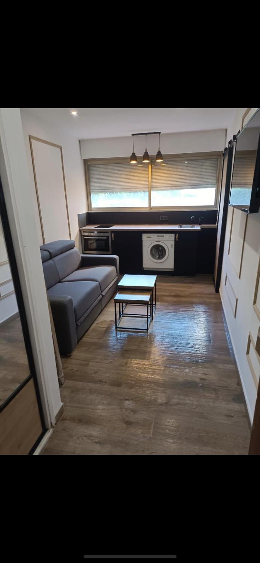 Prado Marseille 8eme studio