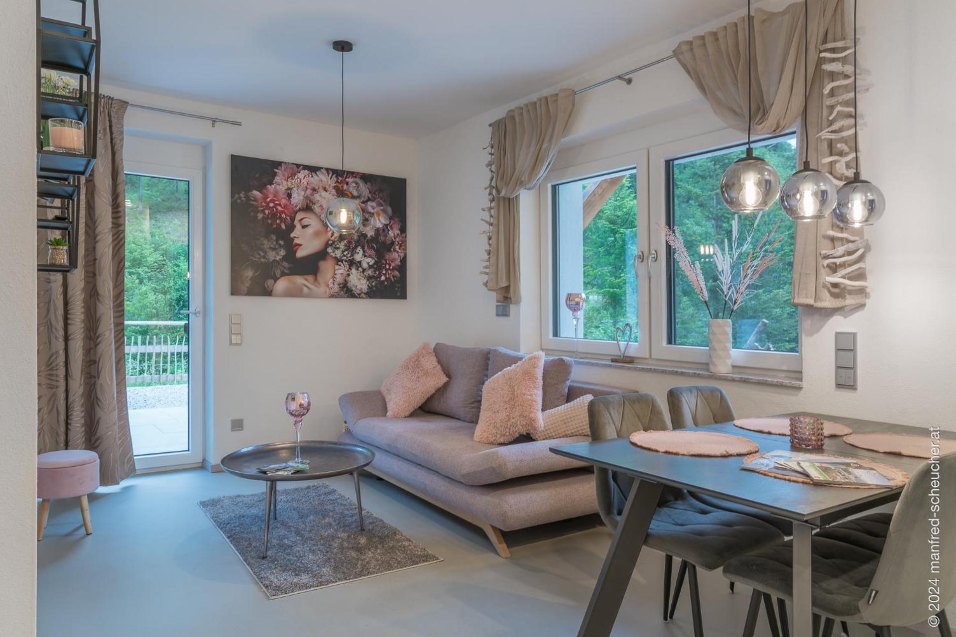 One-Bedroom Apartment with View