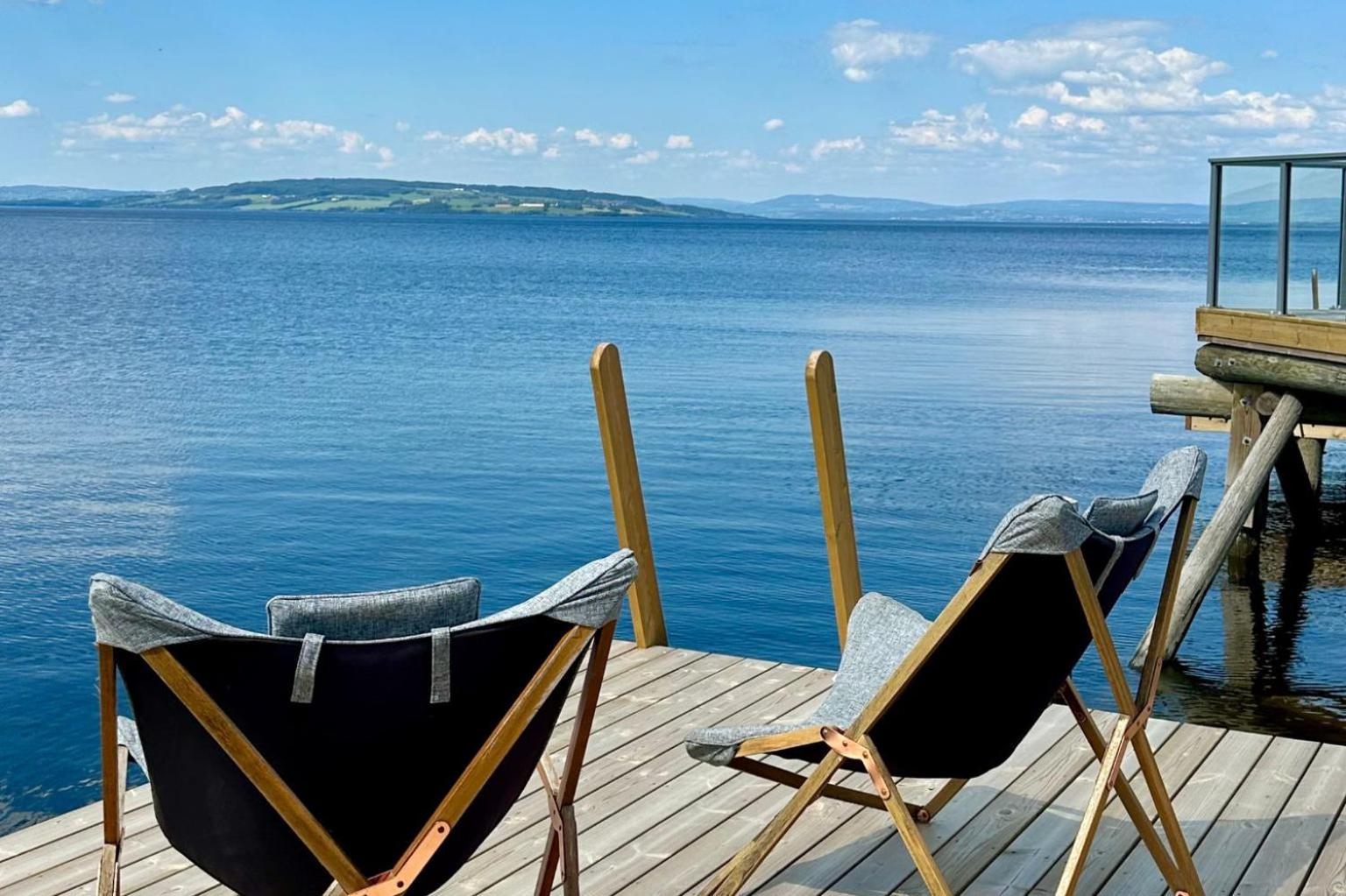 Idylliske Evjua ved Mjøsa