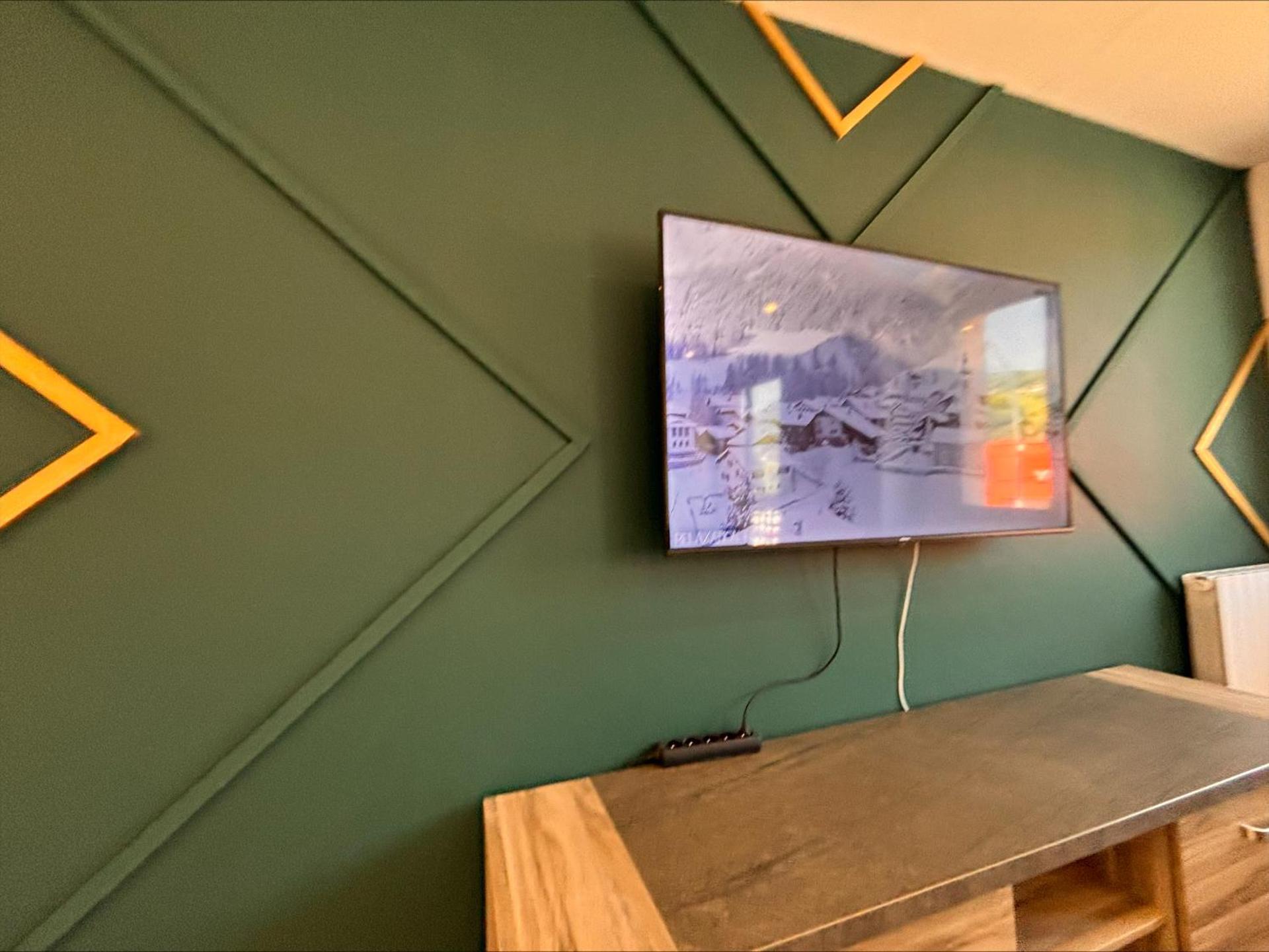 Two-Bedroom Deluxe Apartment