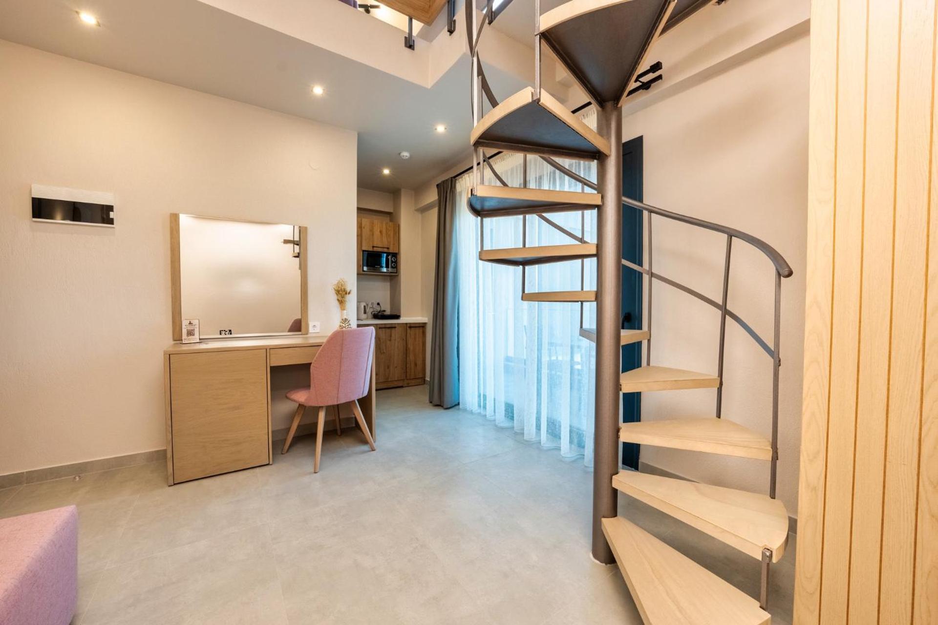 Apartment - Split Level