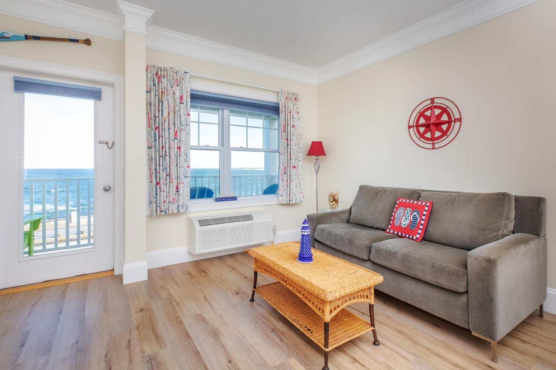 Atlantic Breeze Suites