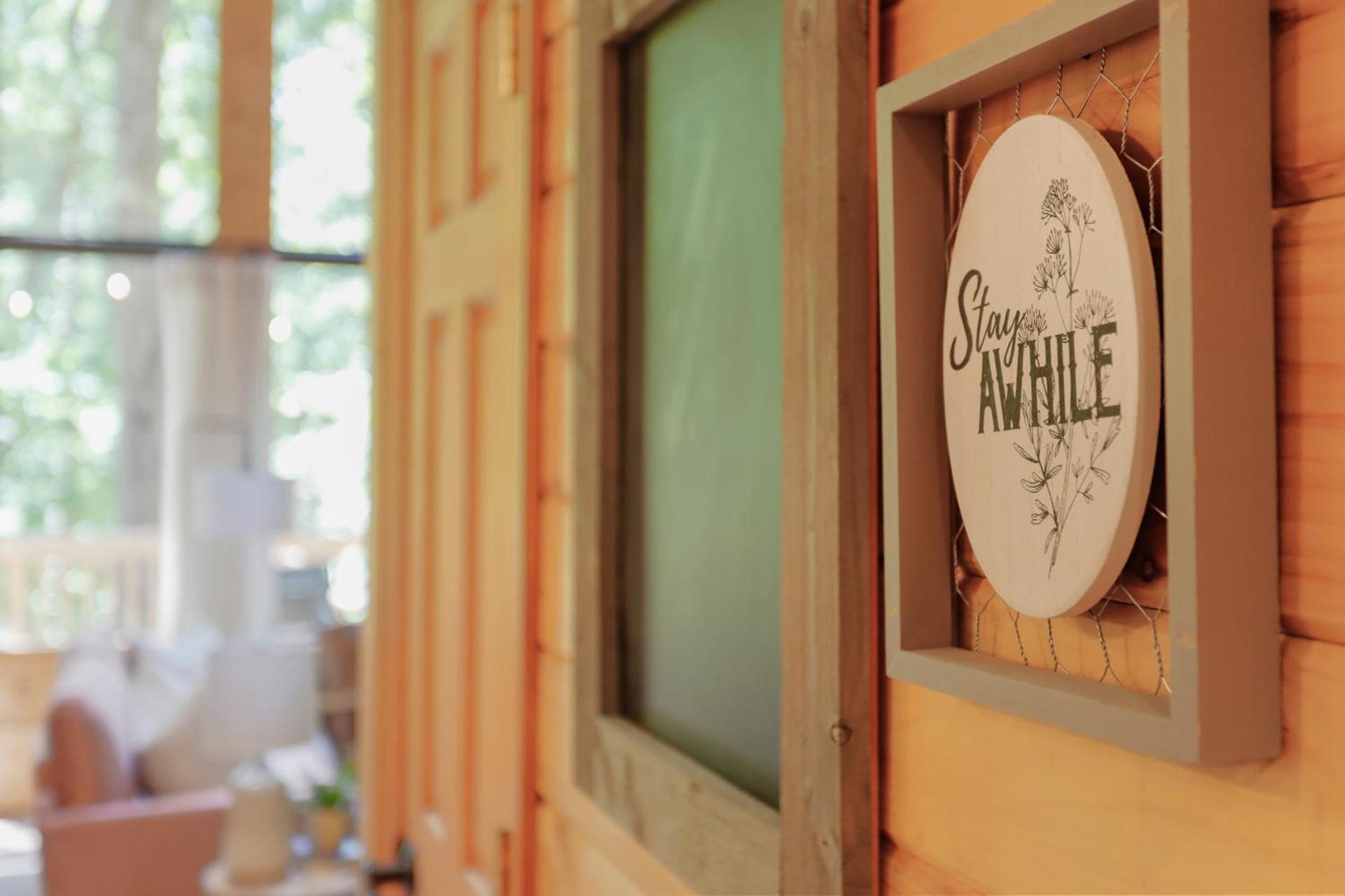 Dog-Friendly A-Frame with Firepit and Fall Foliage