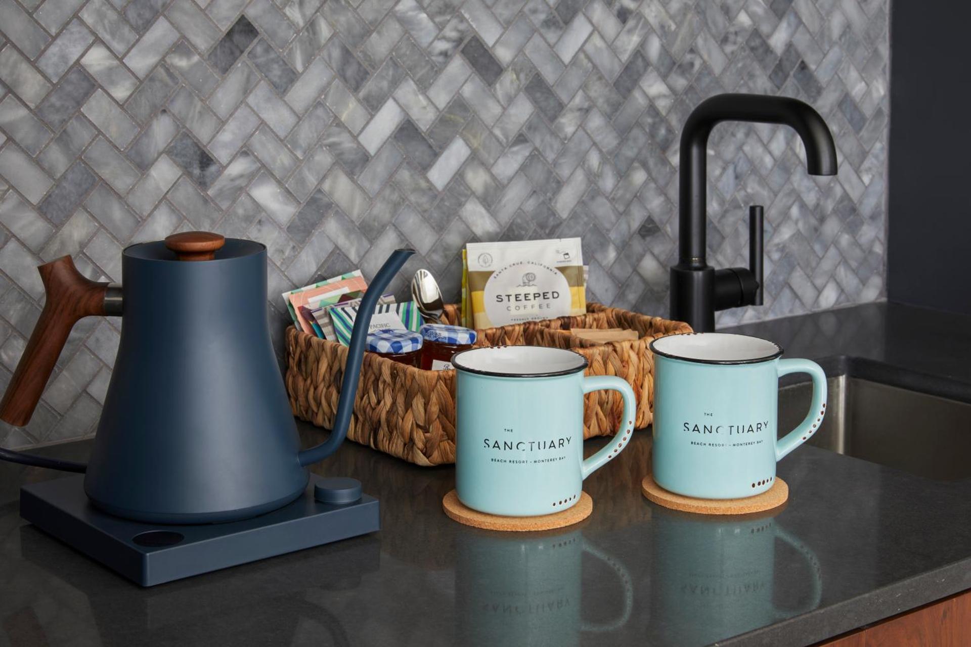 Coffee/tea facilities