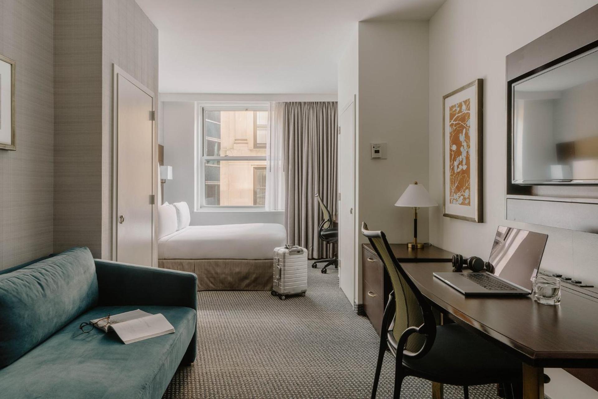 Photo of the whole room