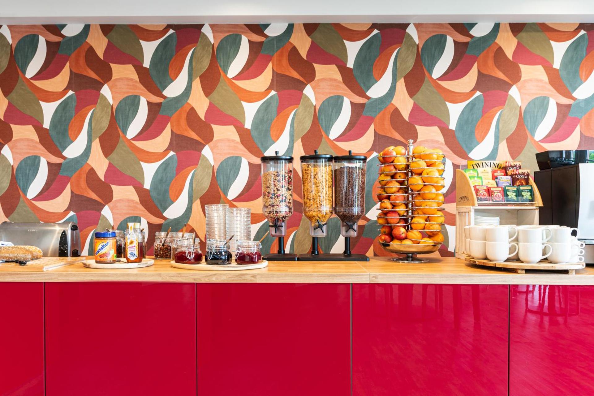 Coffee/tea facilities