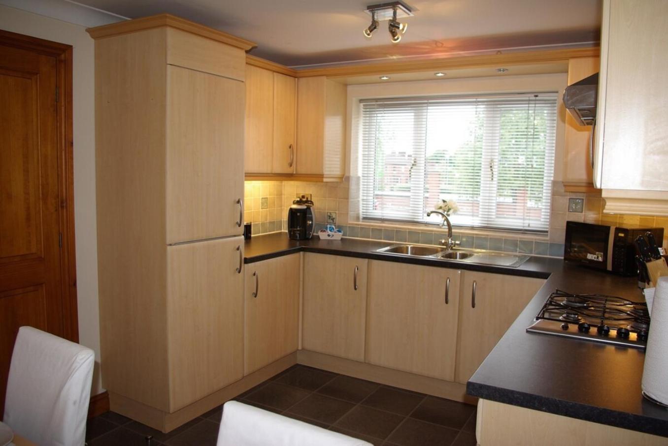 Portland Mews - 3 Bed Holiday Home By Premier Serviced Accommodation