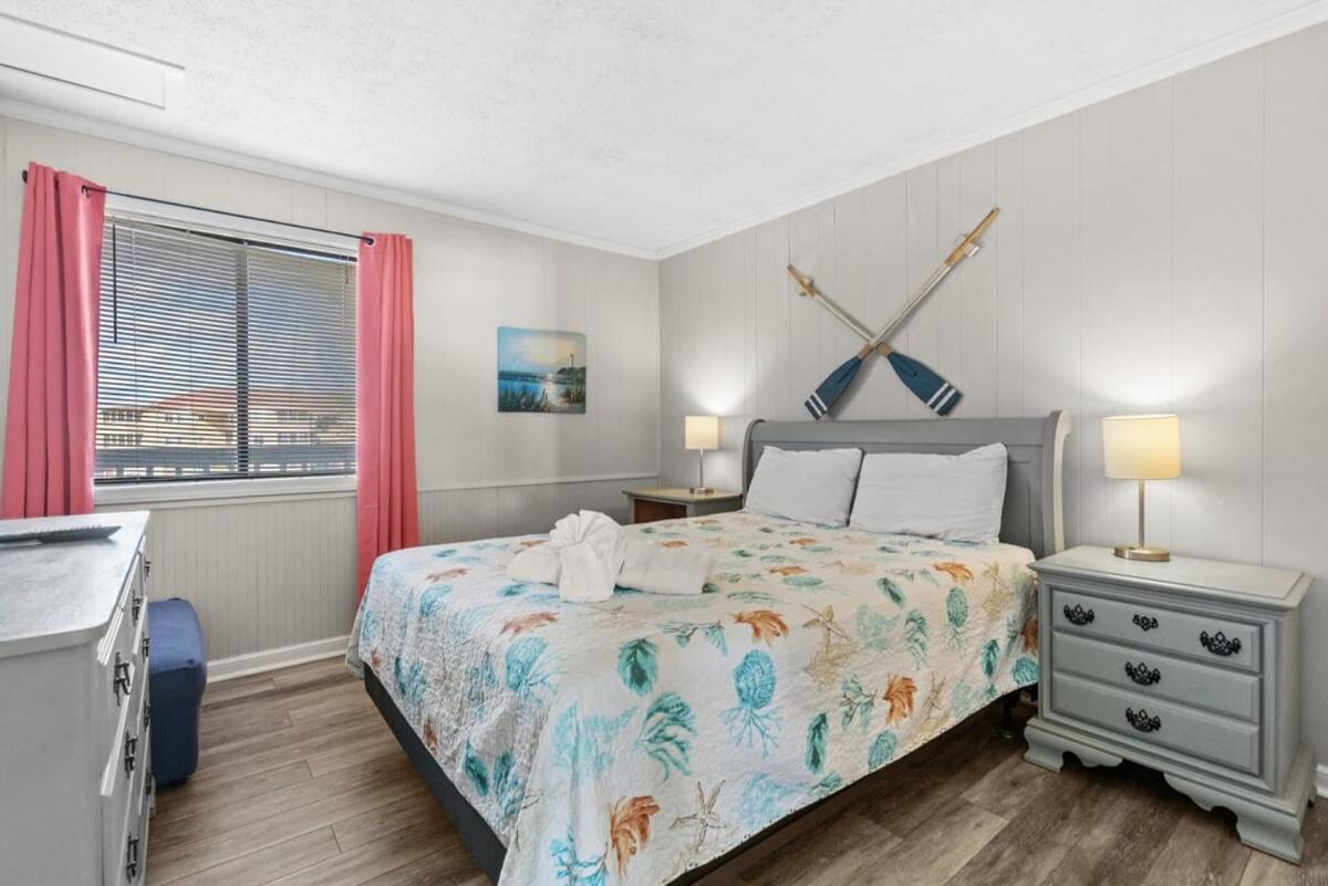 Chateau By the Sea Oceanfront Unit H2